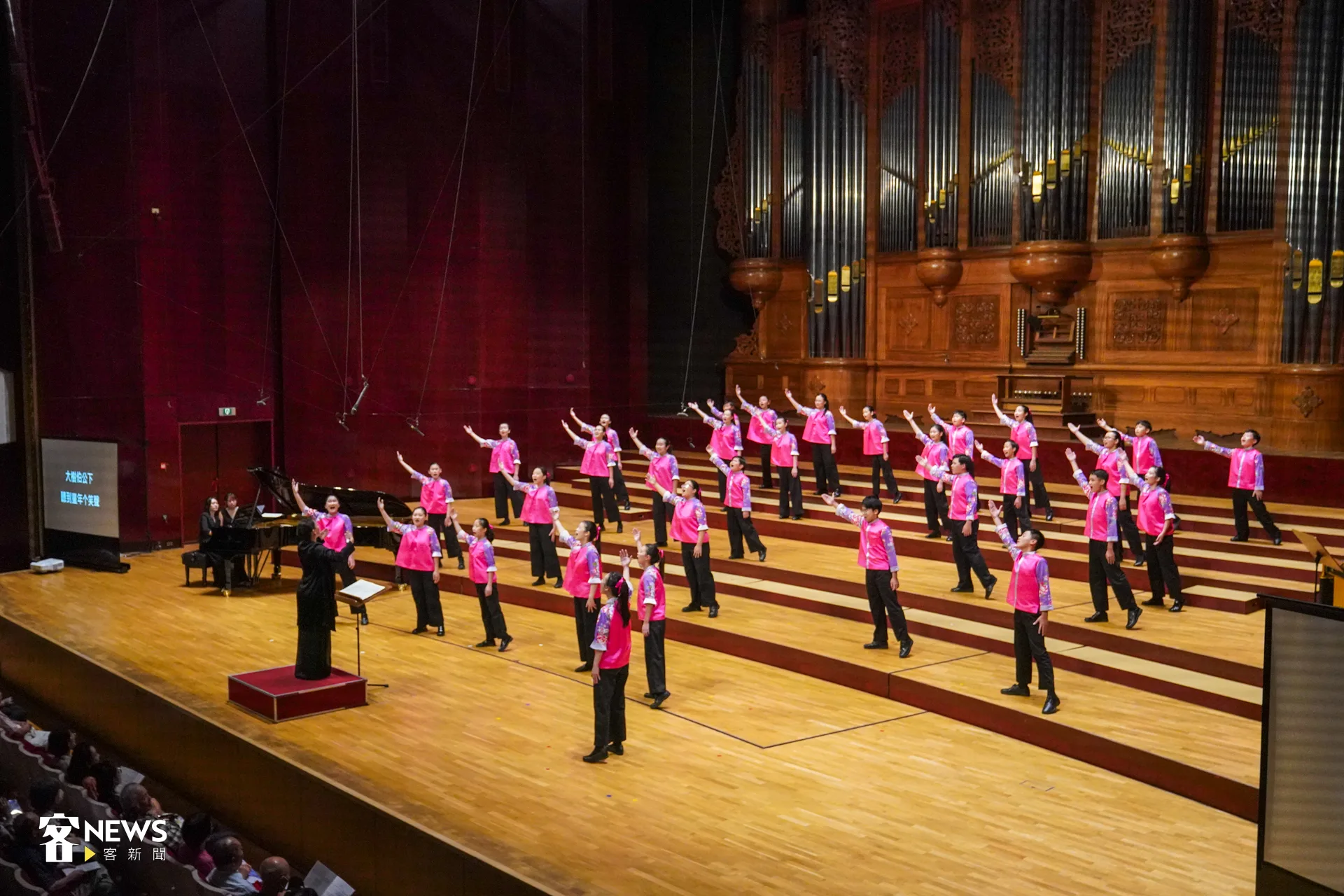 客家曲風跨越傳統到現代，呈現客家文化與社會關懷的多元面貌。洪藝晅攝