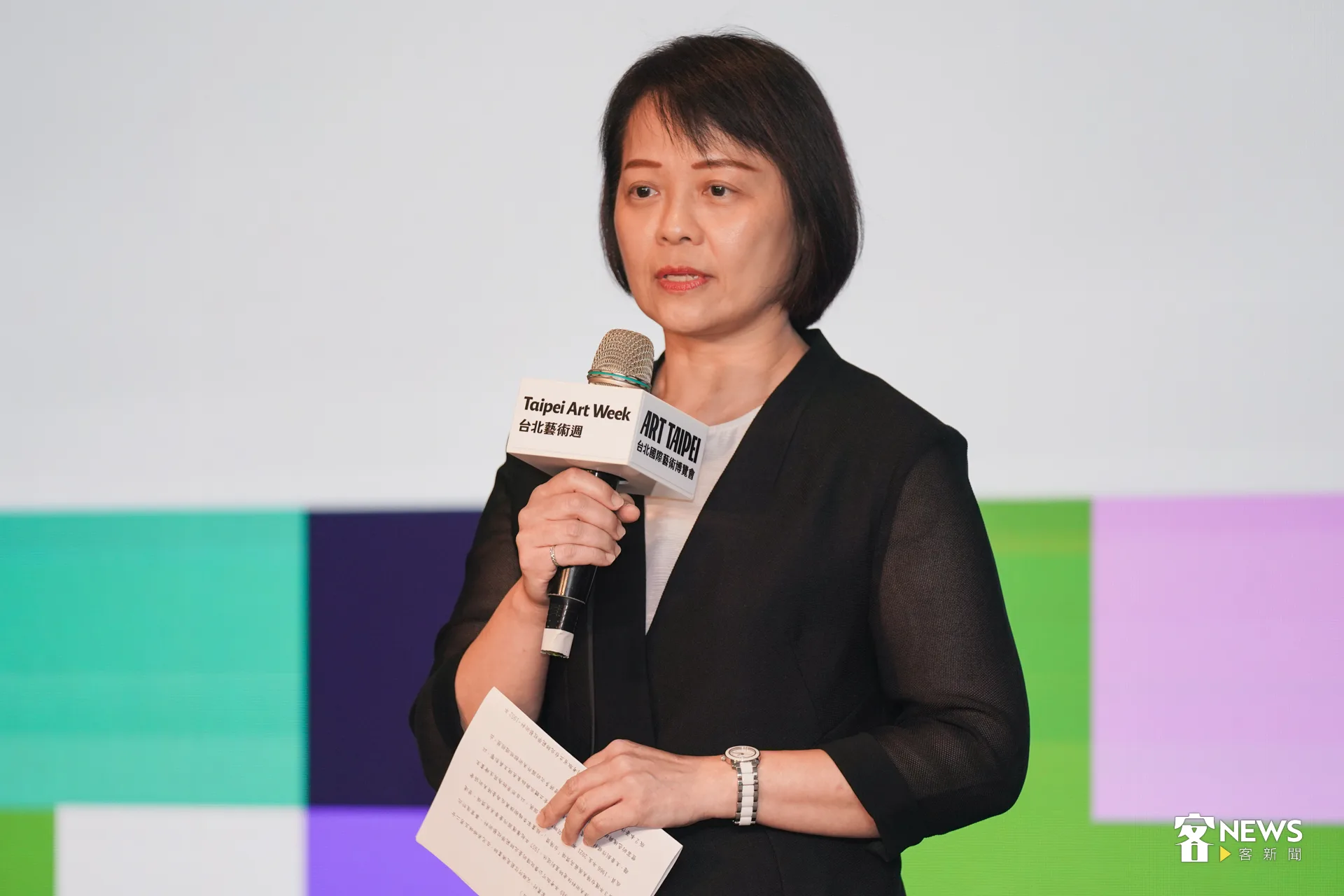 客家委員會主任秘書廖育珮分享，有許多優秀的藝術家來自客家族群。洪藝晅攝