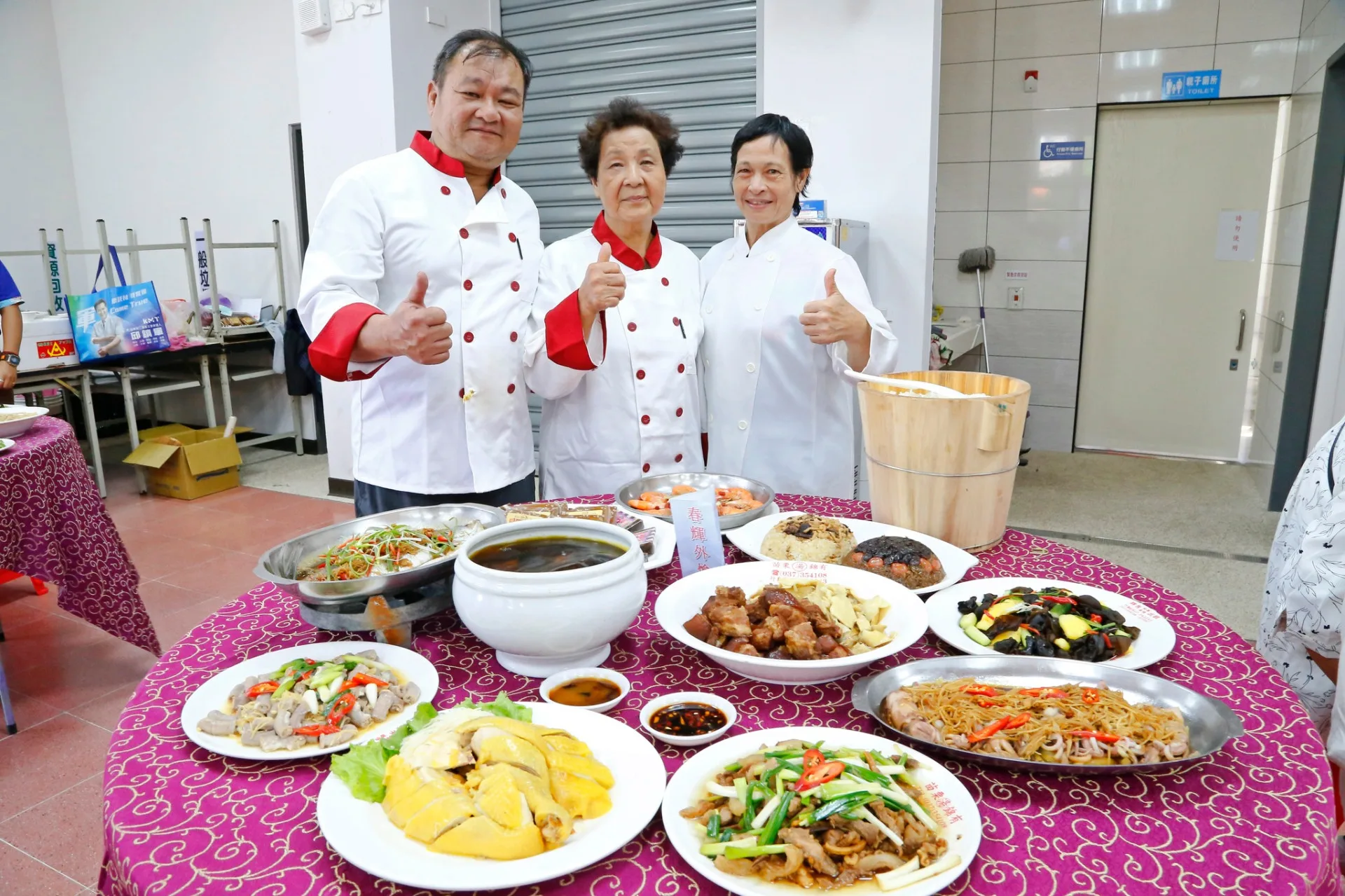 苗栗市公所10月25日下午將在貓裏喵親子公園旁舊經國路，舉辦2025客家四炆四炒美食嘉年華活動，邀請6家在地外燴業者，備席140桌客家經典四炆四炒佳餚。