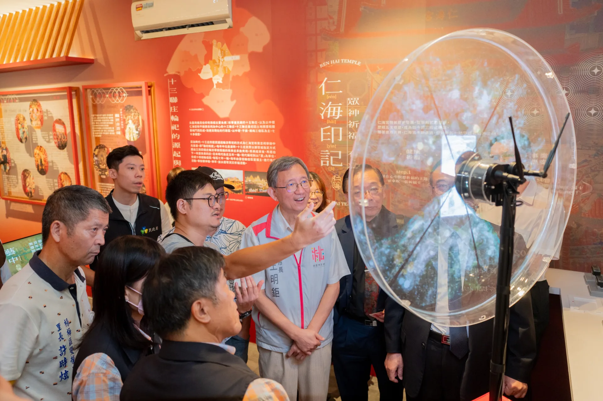 此次與故宮百年院慶結合，讓「皇家藝術」與「民間藝術」同場對話，別具意義。桃園市政府提供