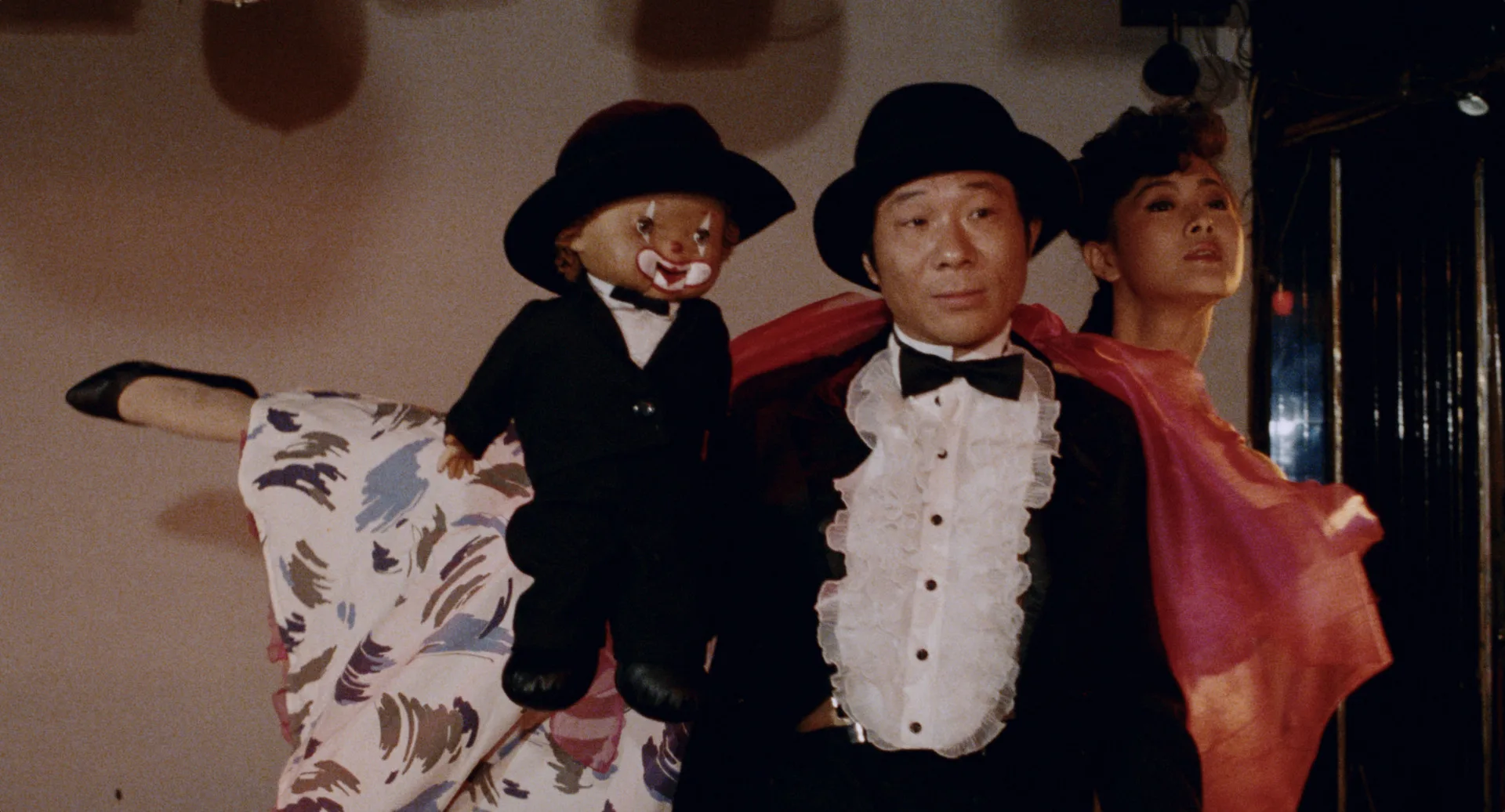 「一代笑匠」許不了逝世與其生前最後一部電影作品《小丑與天鵝》（1985）今年40週年。國家影視聽中心提供