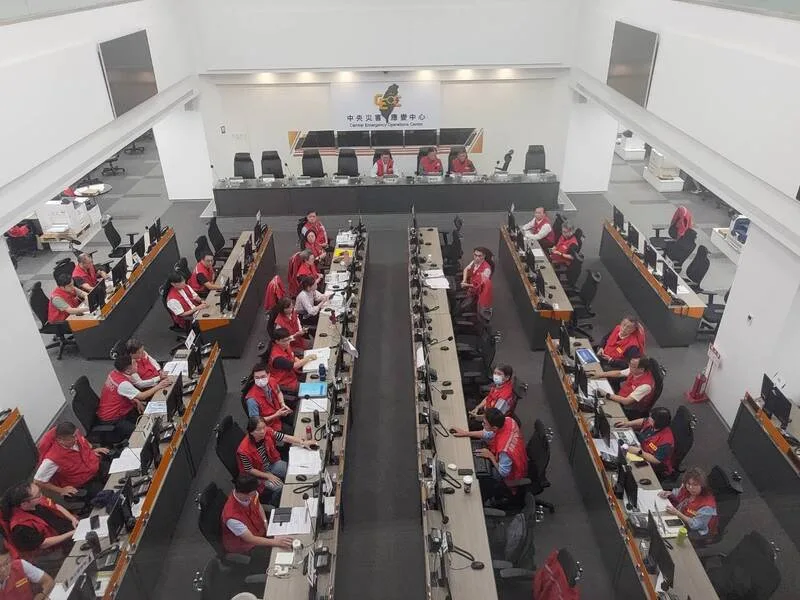 花蓮馬太鞍溪堰塞湖專案中央災害應變中心7日傍晚進行第31次工作會報暨情資研判會議。花蓮洪災共釀19死、5失聯。中央災害應變中心提供