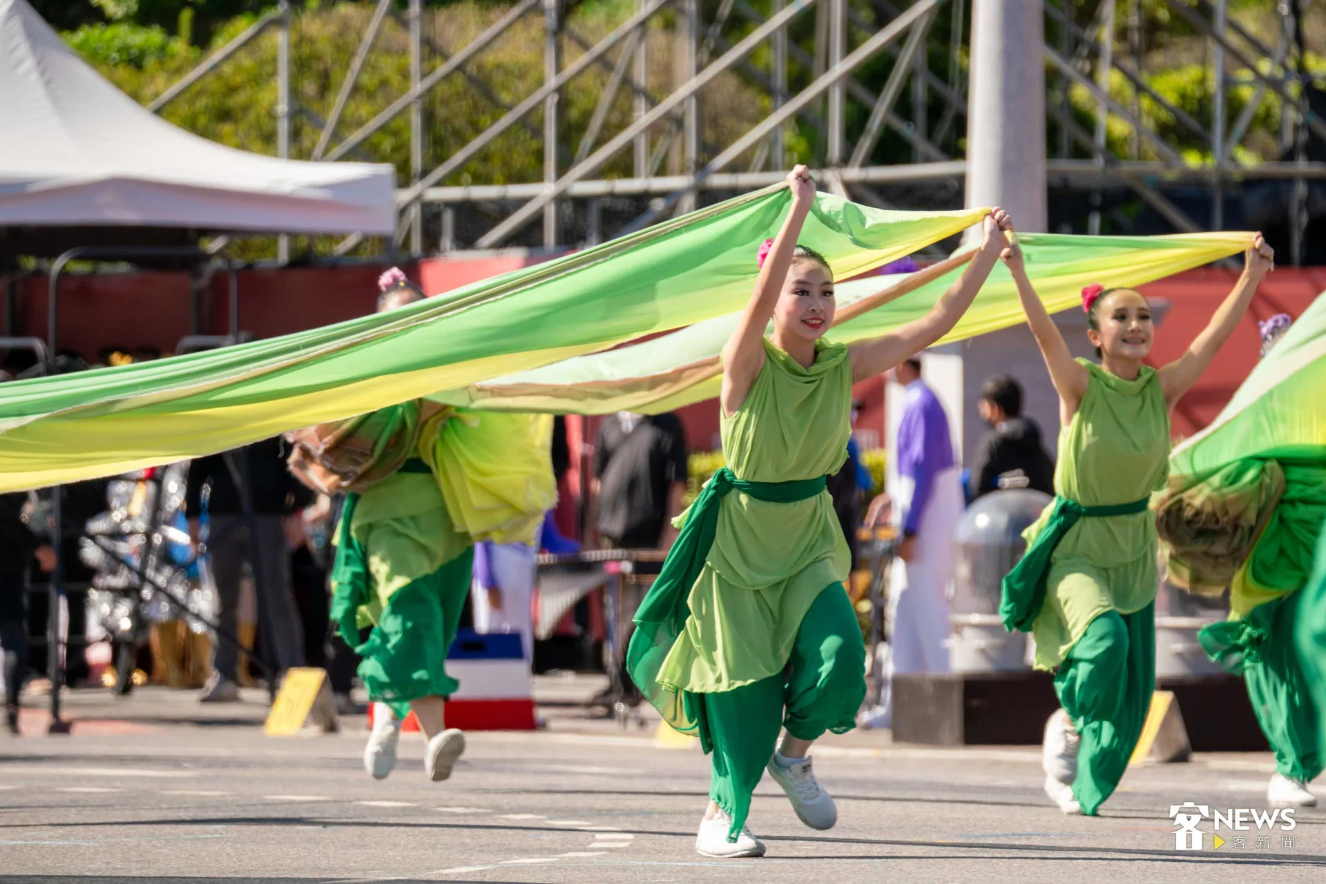新民高中表演藝術科演出。范修語攝