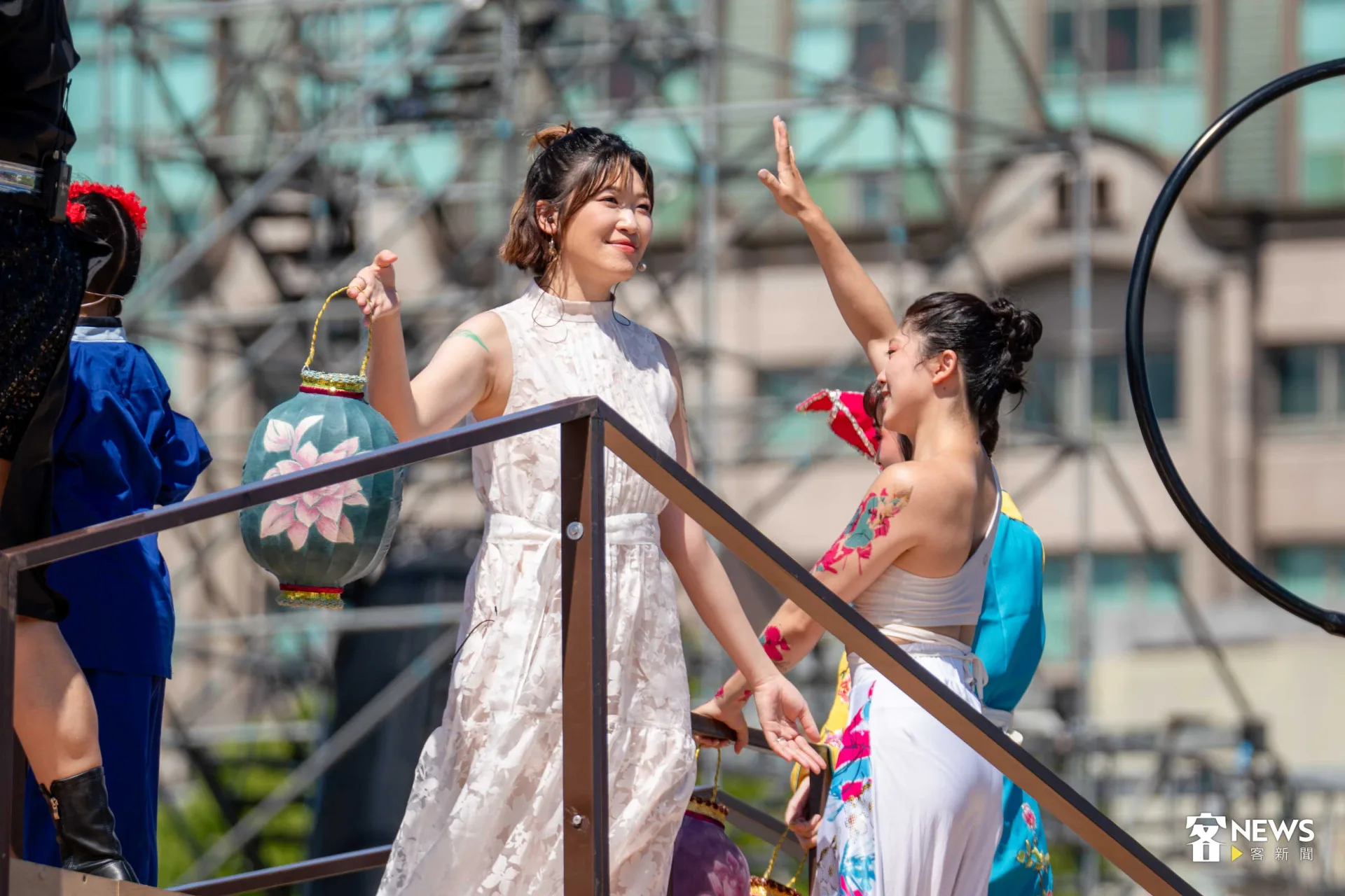 金曲歌手邱淑蟬演唱歌曲〈共下〉。范修語攝