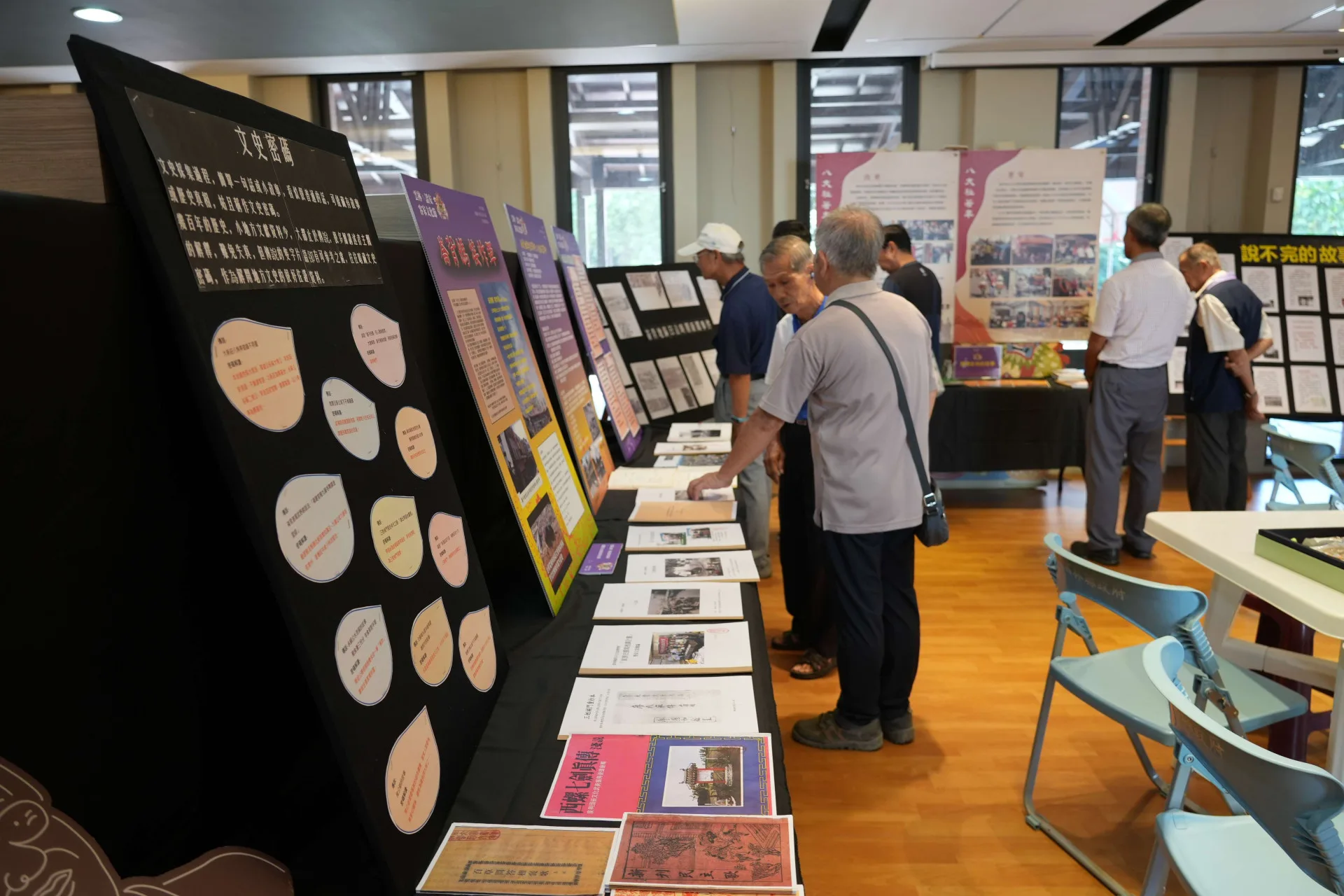 「聽聽在地的故事・雲林客庄故事展」11日於詔安客家文化館開幕。雲林縣政府提供