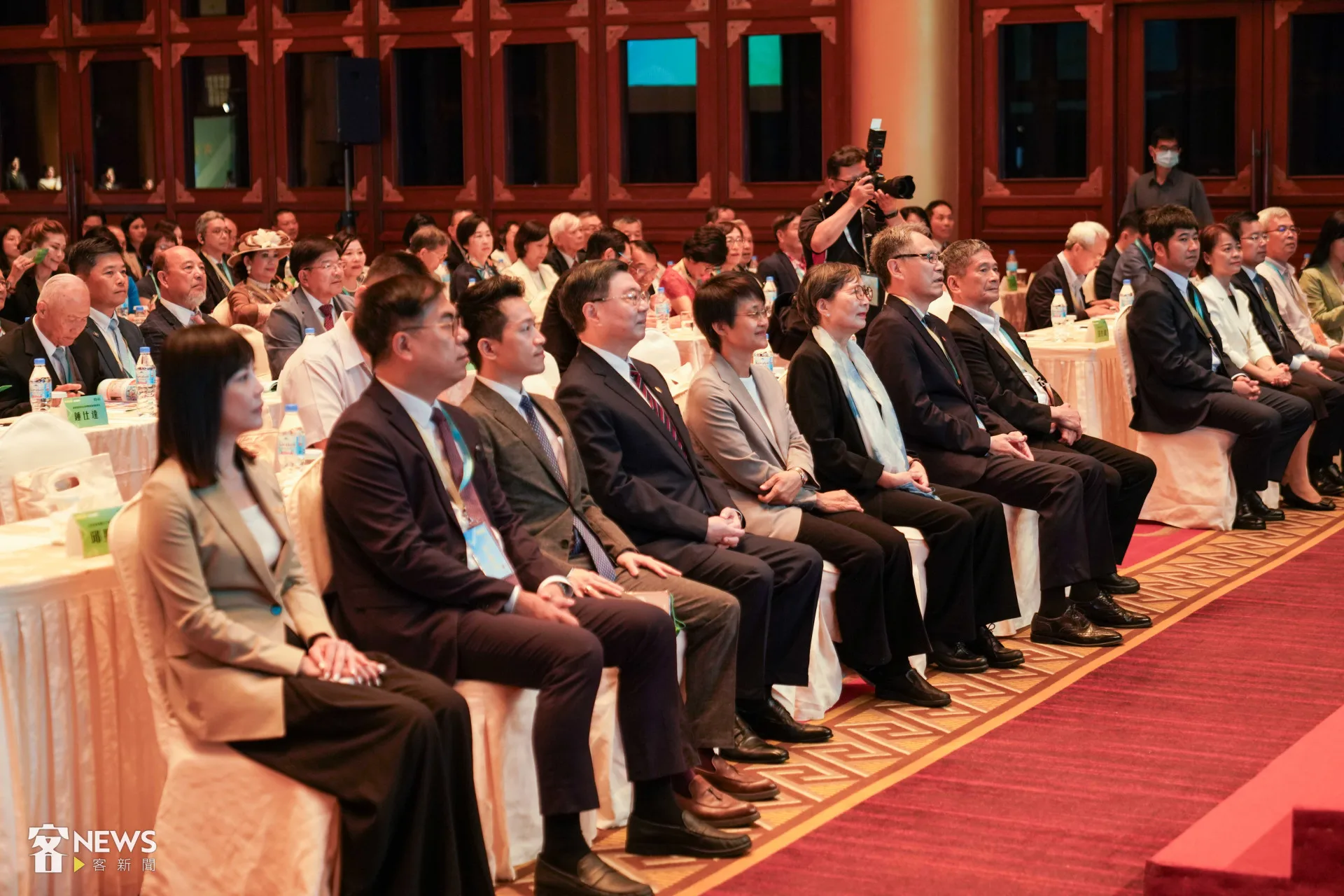 全球客家文化會議匯聚全球24國、77個海外客家社團,近400位海內外客家鄉親與青年一同交流。李台源攝