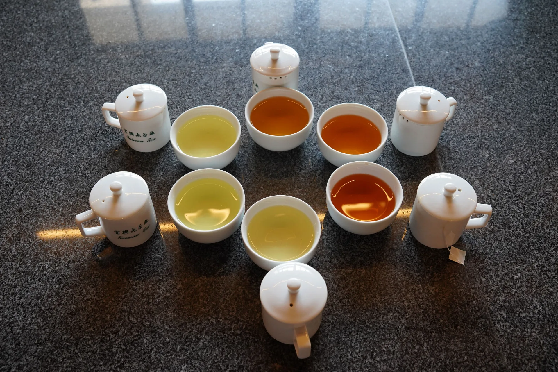 品茶活動。新竹縣政府提供