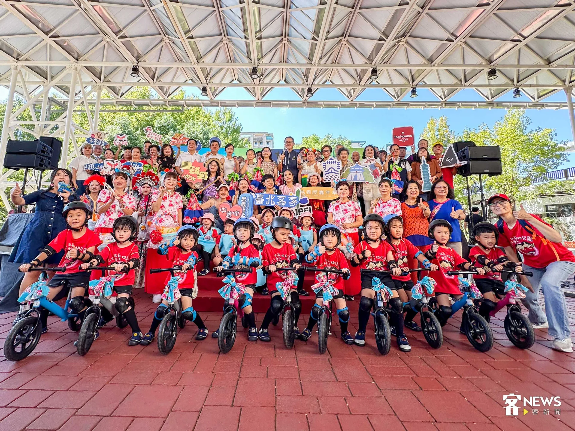 「2025臺北客家義民嘉年華」將在10月25日至27日一連三天，於中正紀念堂兩廳院藝文廣場盛大登場。范修語攝