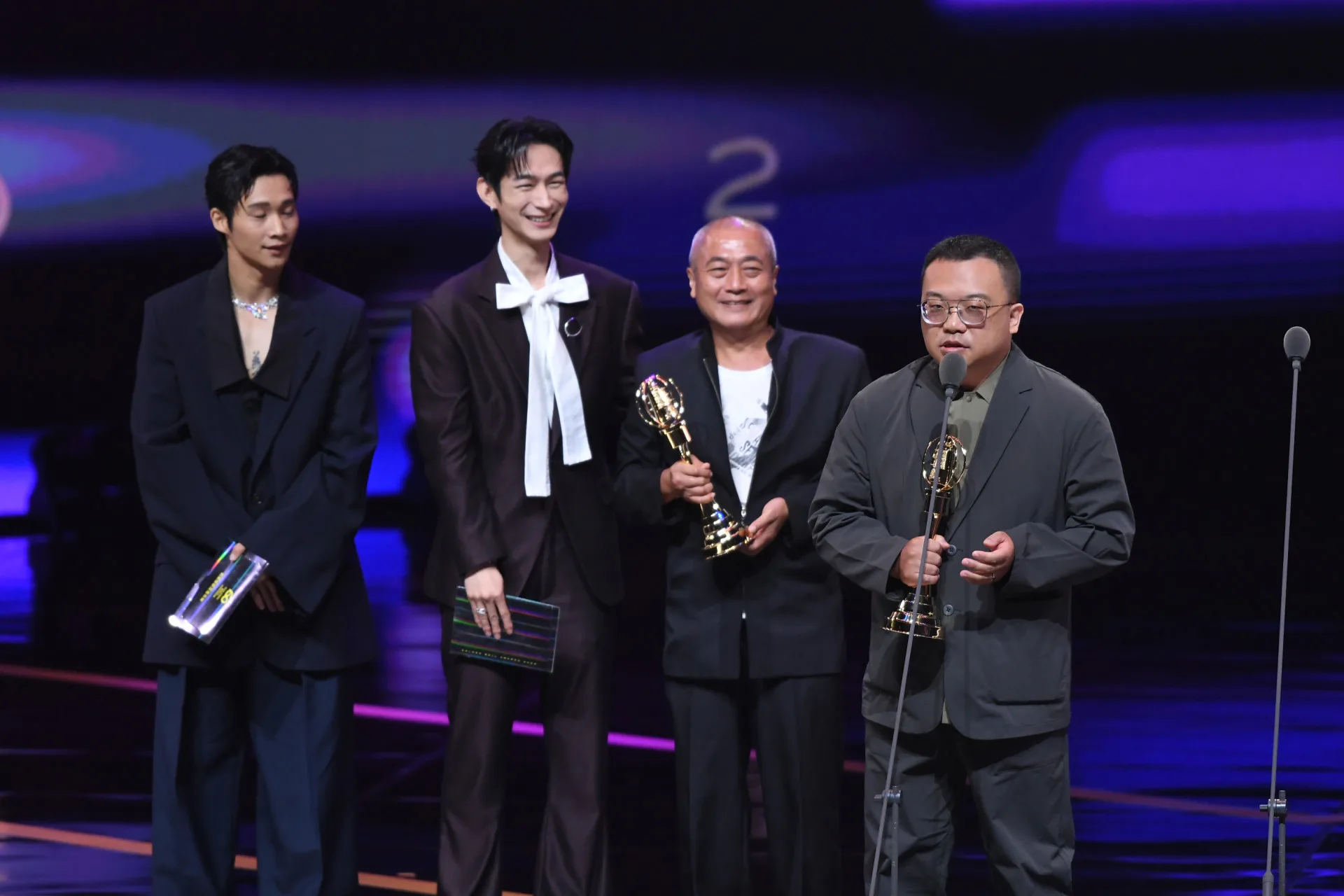 節目燈光獎 :《星空下的黑潮島嶼》 陳冠廷、小旭【陳彦碩】、何承偉。