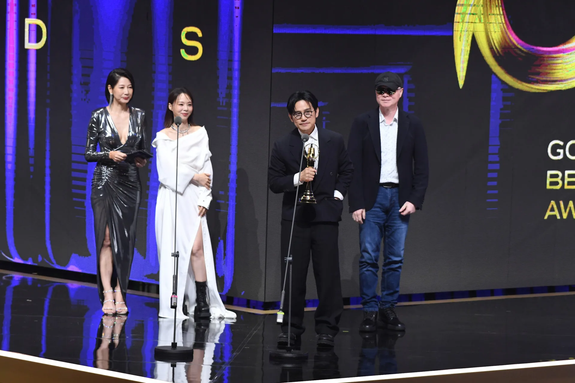 戲劇節目原創歌曲獎 :〈神的回信〉 《星空下的黑潮島嶼》 柯智棠、陳建騏、葛大為、饒瑞軍。