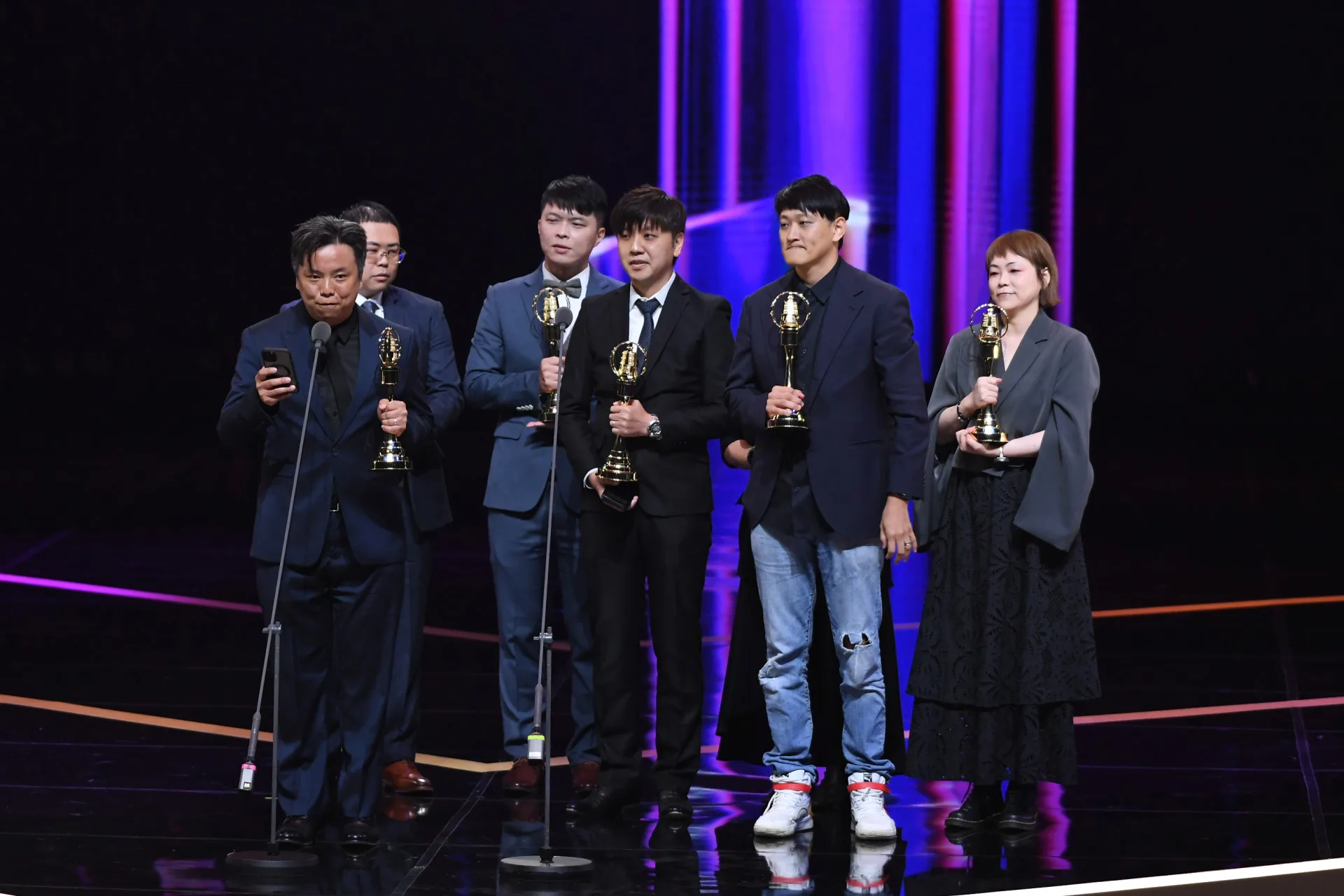 節目視覺特效獎 :《星空下的黑潮島嶼》 林奇鋒、謝惠琪、文永翔、盧冠松、李哲誠、黃美青、林佩潔。