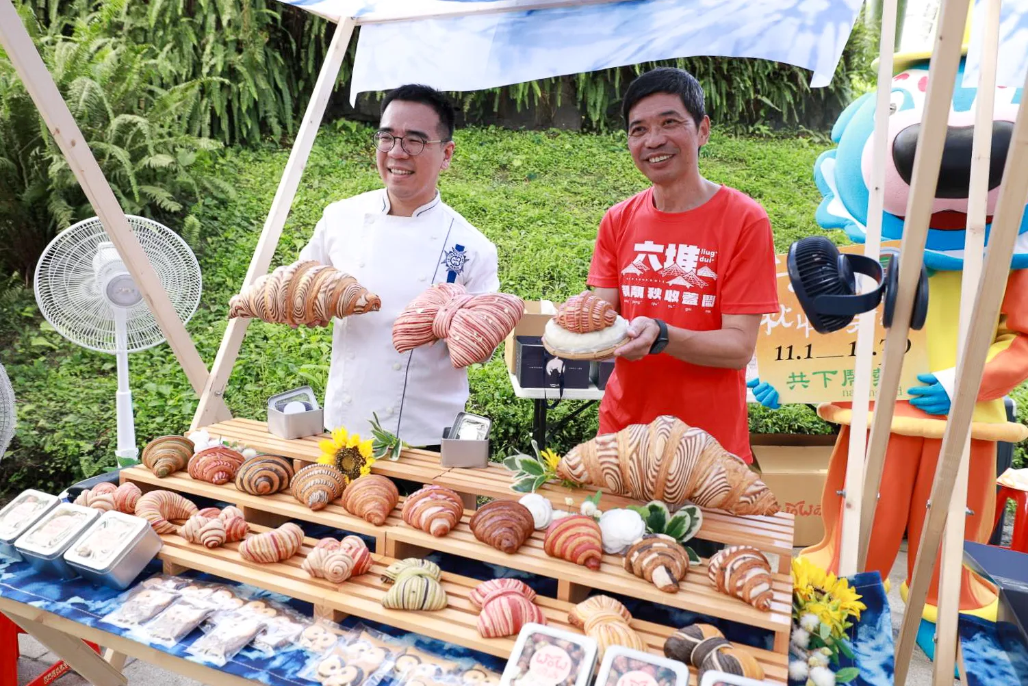 六堆秋收祭「藍帶客家可頌」首次亮相。客發中心提供