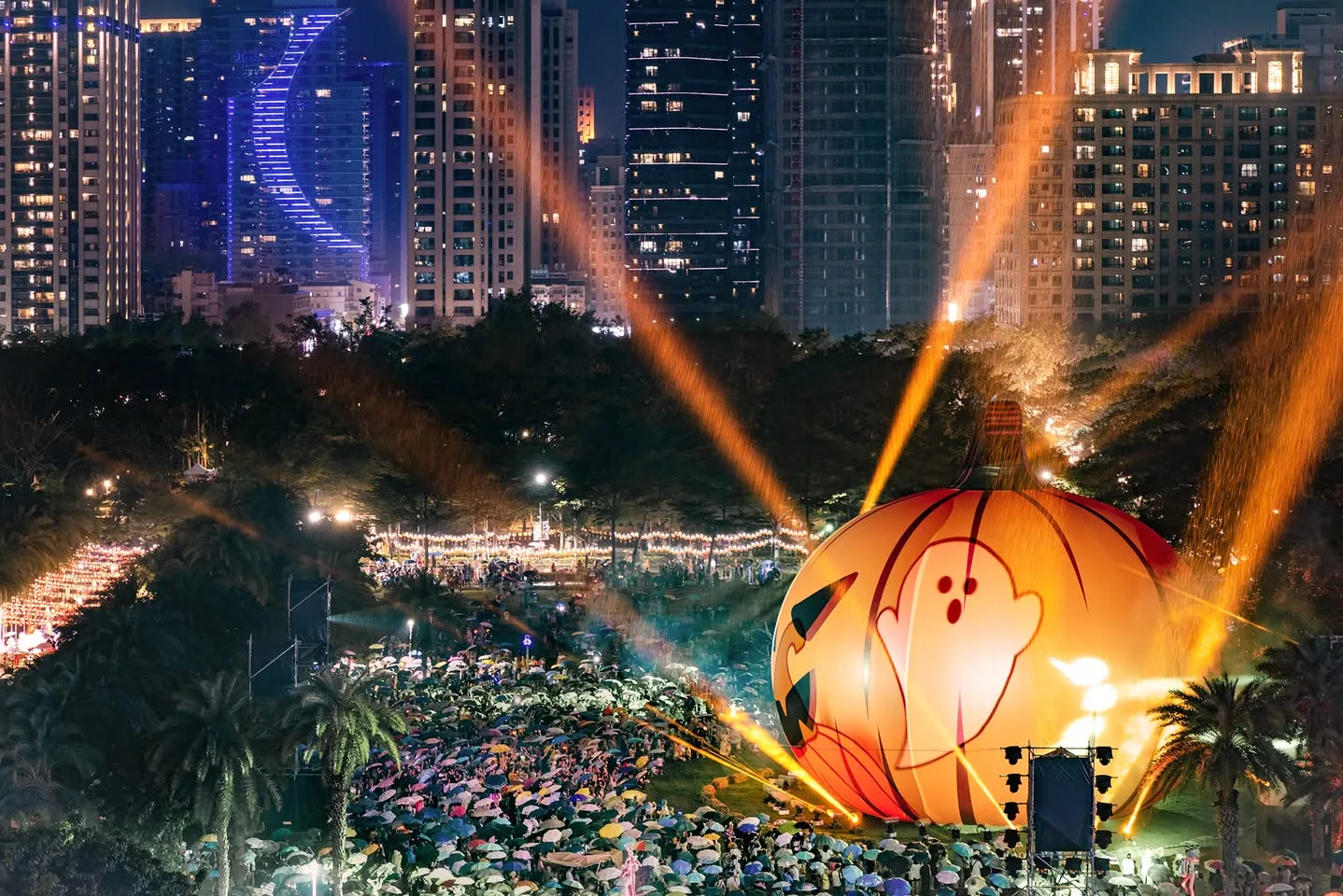 高雄萬聖節活動將在衛武營登場，巨型南瓜成焦點。資料照，高市府提供