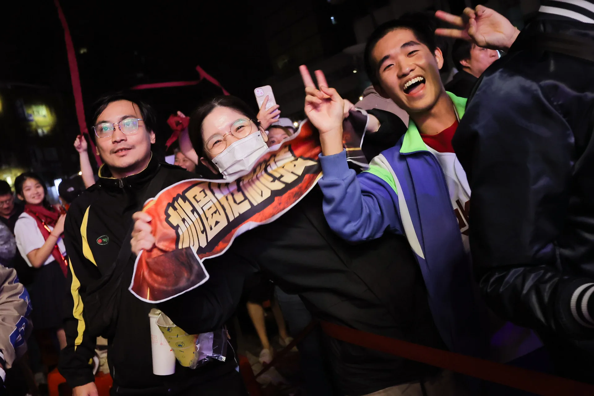 樂天桃猿27日榮獲「2025中華職棒台灣大賽總冠軍」。