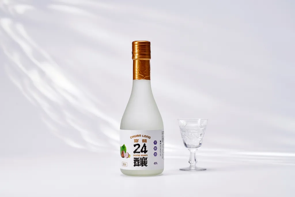 公館鄉農會「穿龍24釀・芋醇香」。取自天茶地酒官網