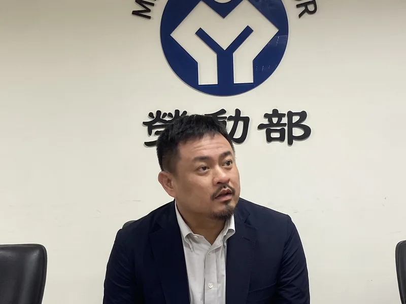 洪申翰：政府不會讓勞保倒　撥補入法可望三讀