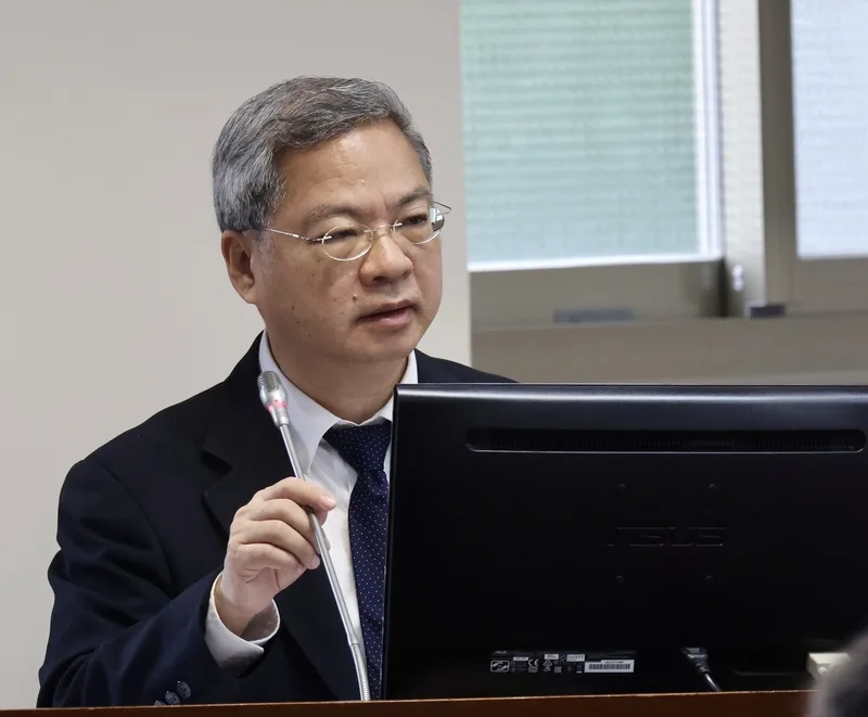 立委邱議瑩質詢境外電商管理,經濟部長龔明鑫表示,不會讓淘寶來台經營電商。中央社