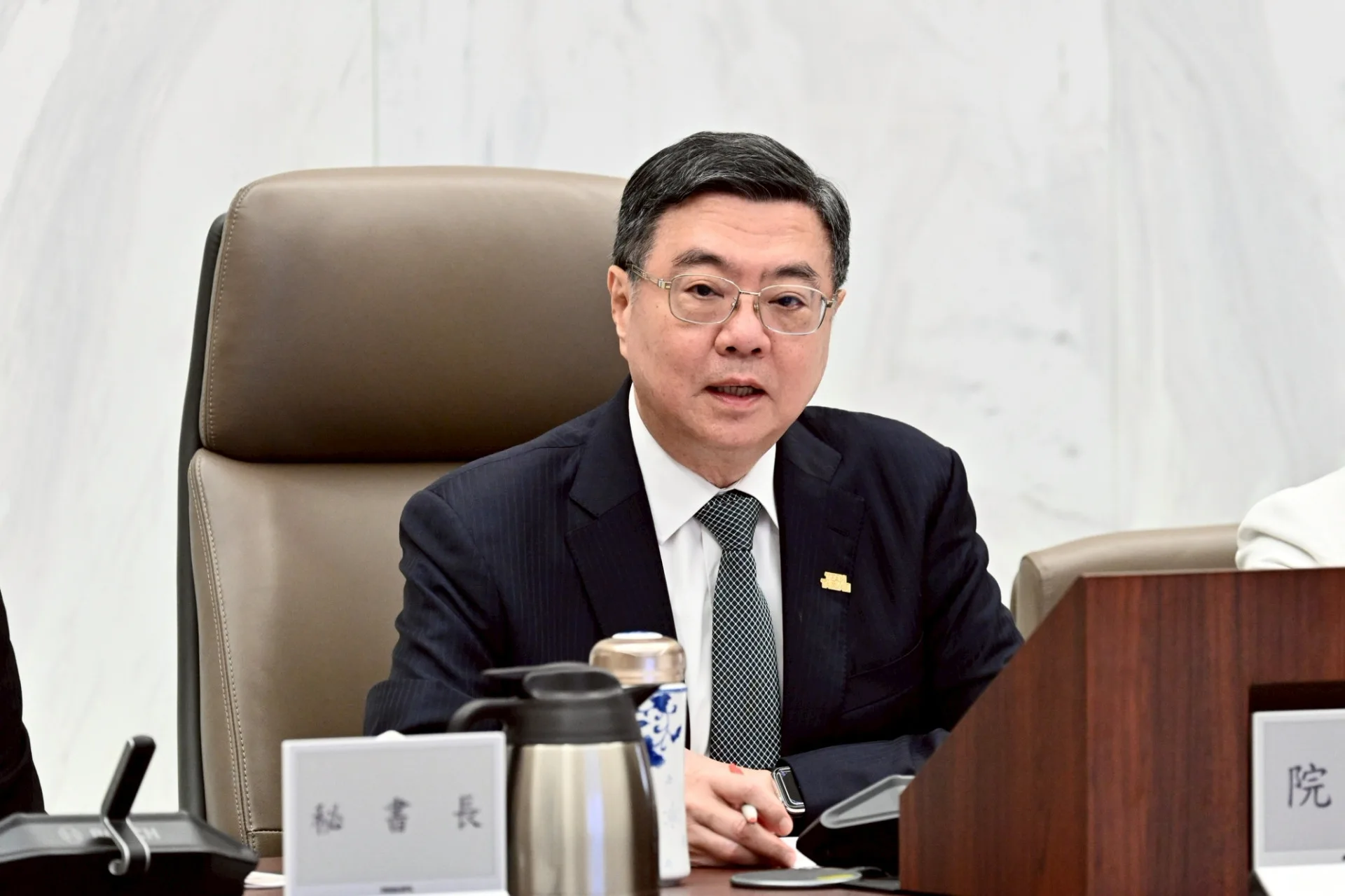 行政院長卓榮泰今天(6日)於行政院會上宣布,因應本土非洲豬瘟疫情,相關禁運、禁宰措施將自11月7日凌晨零時起解除。行政院提供