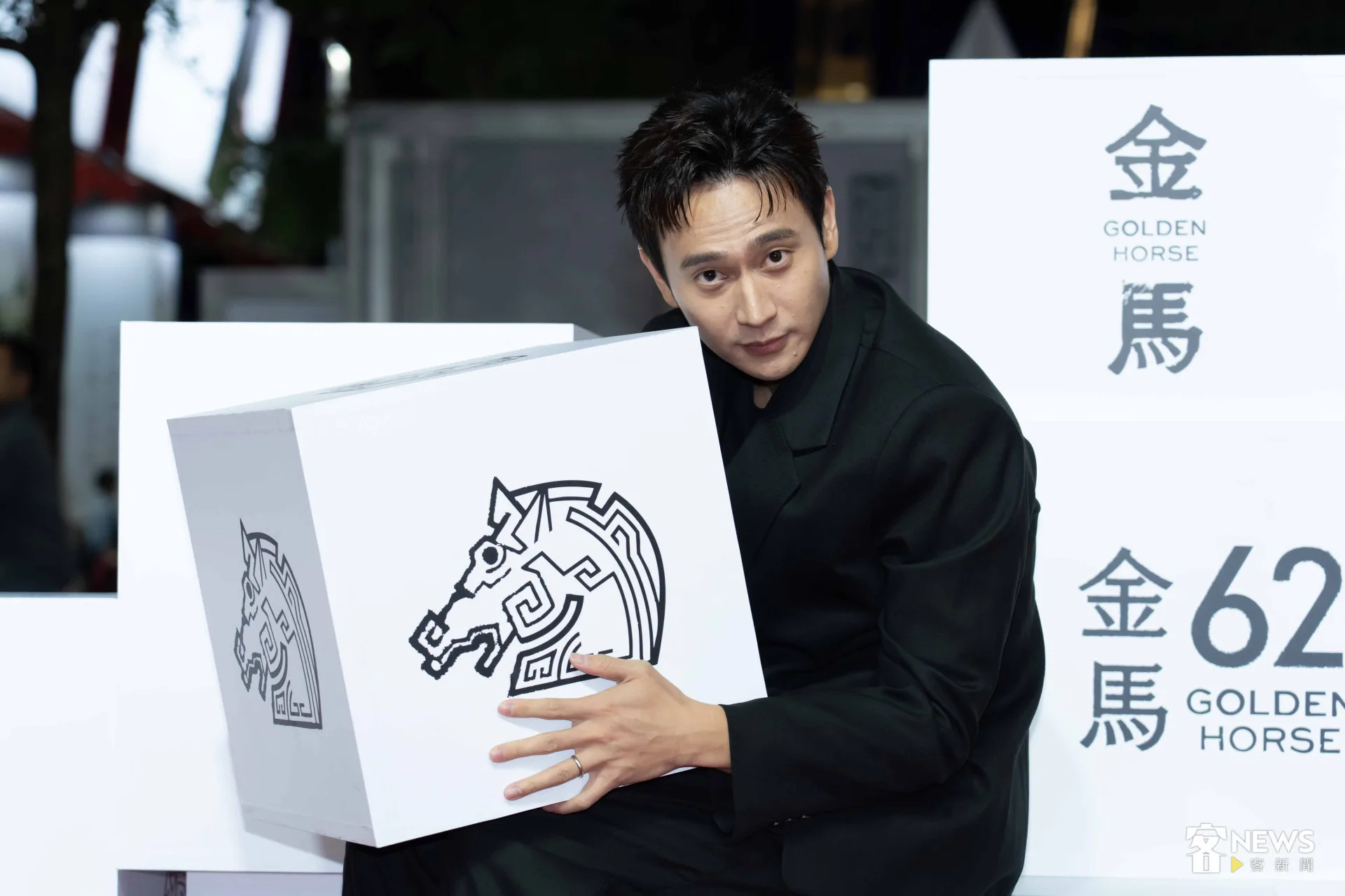 劉冠廷為了《丟包阿公到我家》遠赴菲律賓拍戲,「只吃泡麵」苦撐但最後一天仍然拉肚子破功。李台源攝