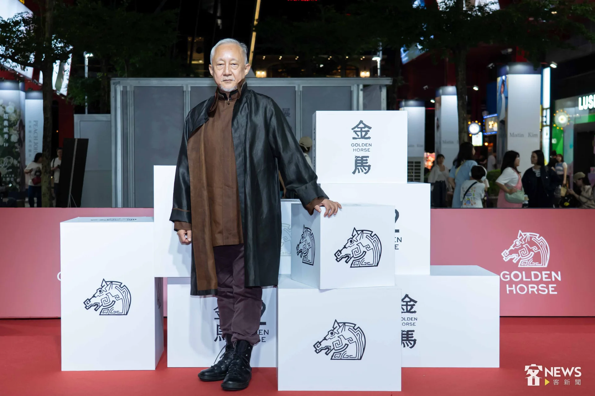 舞蹈家張曉雄在《丟包阿公到我家》中飾演失智阿公。李台源攝