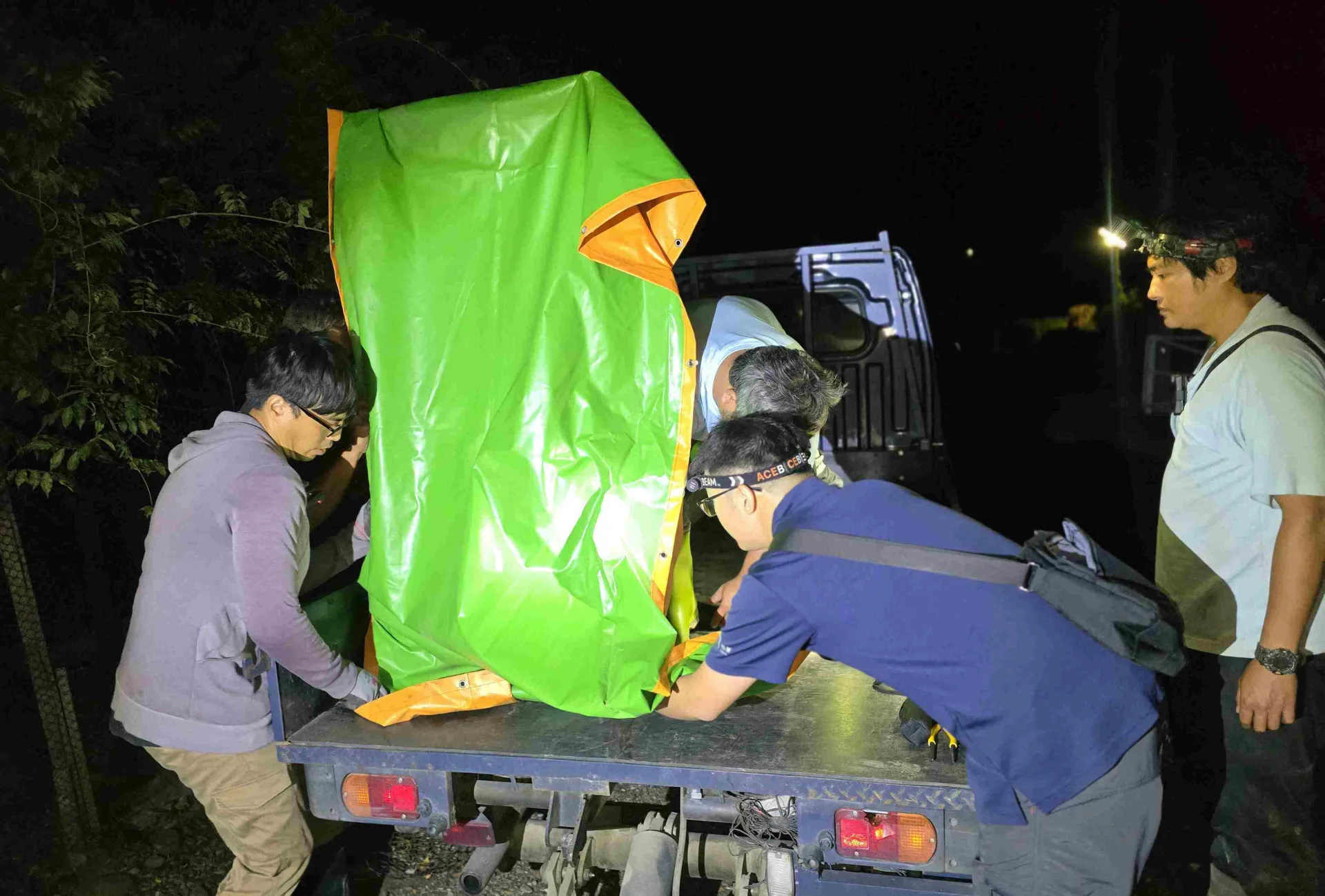 黑熊連夜後送池上野灣野生動物醫院。花蓮分署提供
