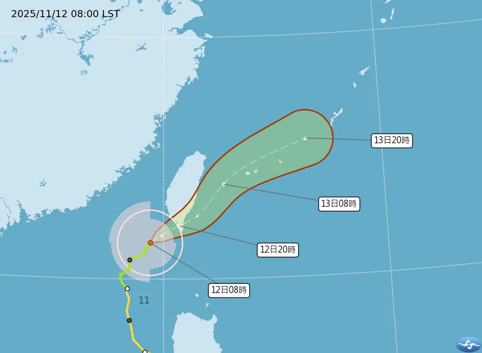 鳳凰颱風預測路徑,預估今天傍晚至晚間會通過台灣南端。中央氣象署提供