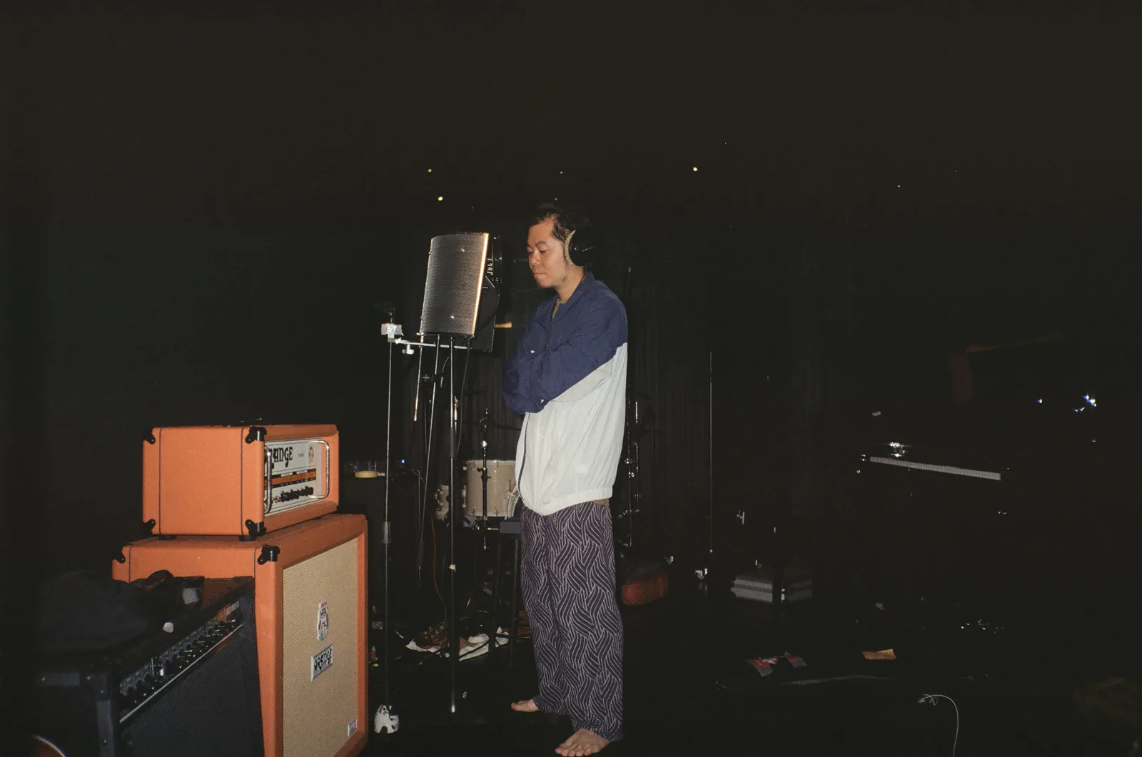 連日豪雨造成淹水斷電、演出取消，卻激發出更多音樂靈感。內山小文化提供