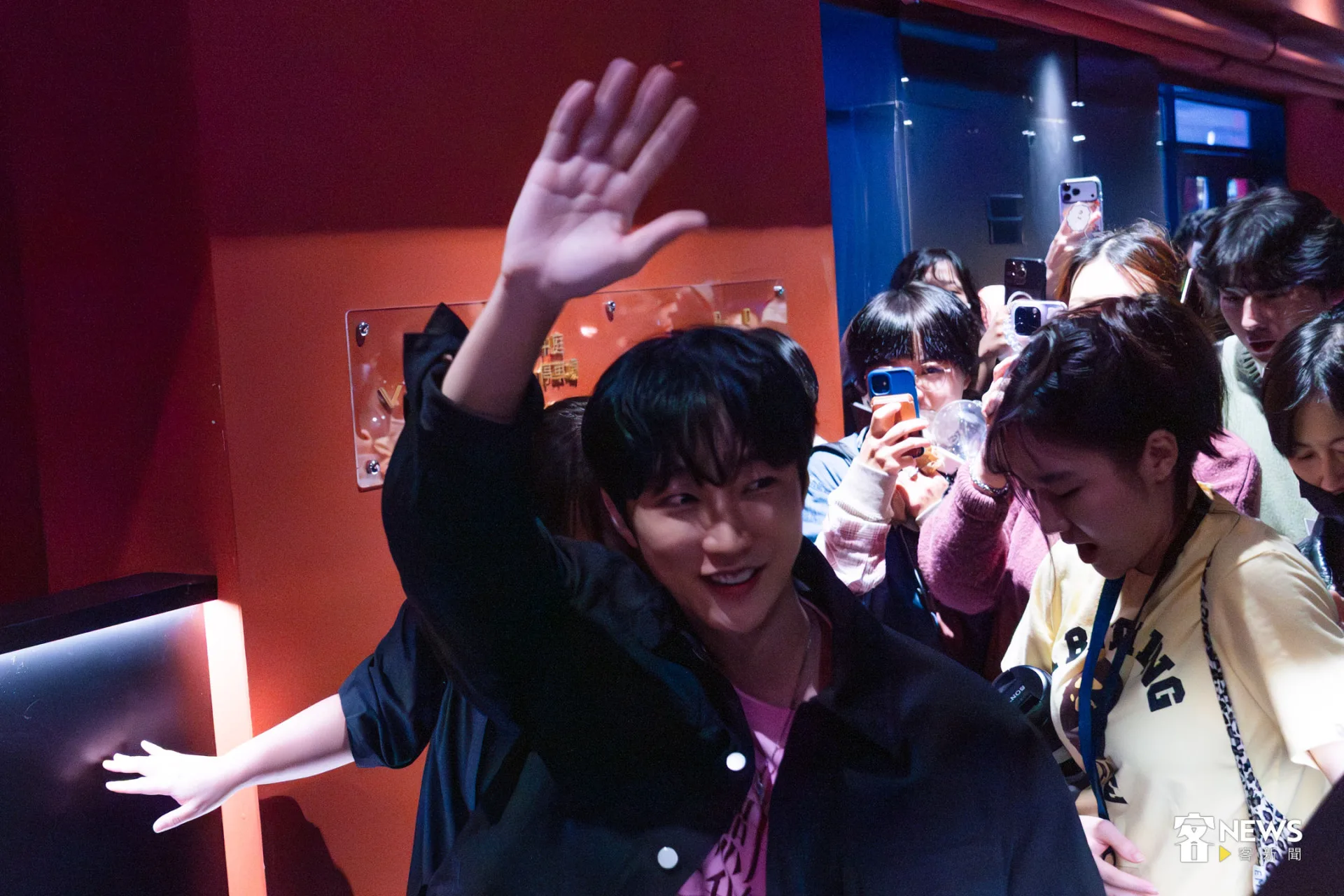 韓星振永出席金馬影展《那張照片裡的我們》第二場映後會,現場擠滿粉絲為歐巴慶生。朱愷元攝