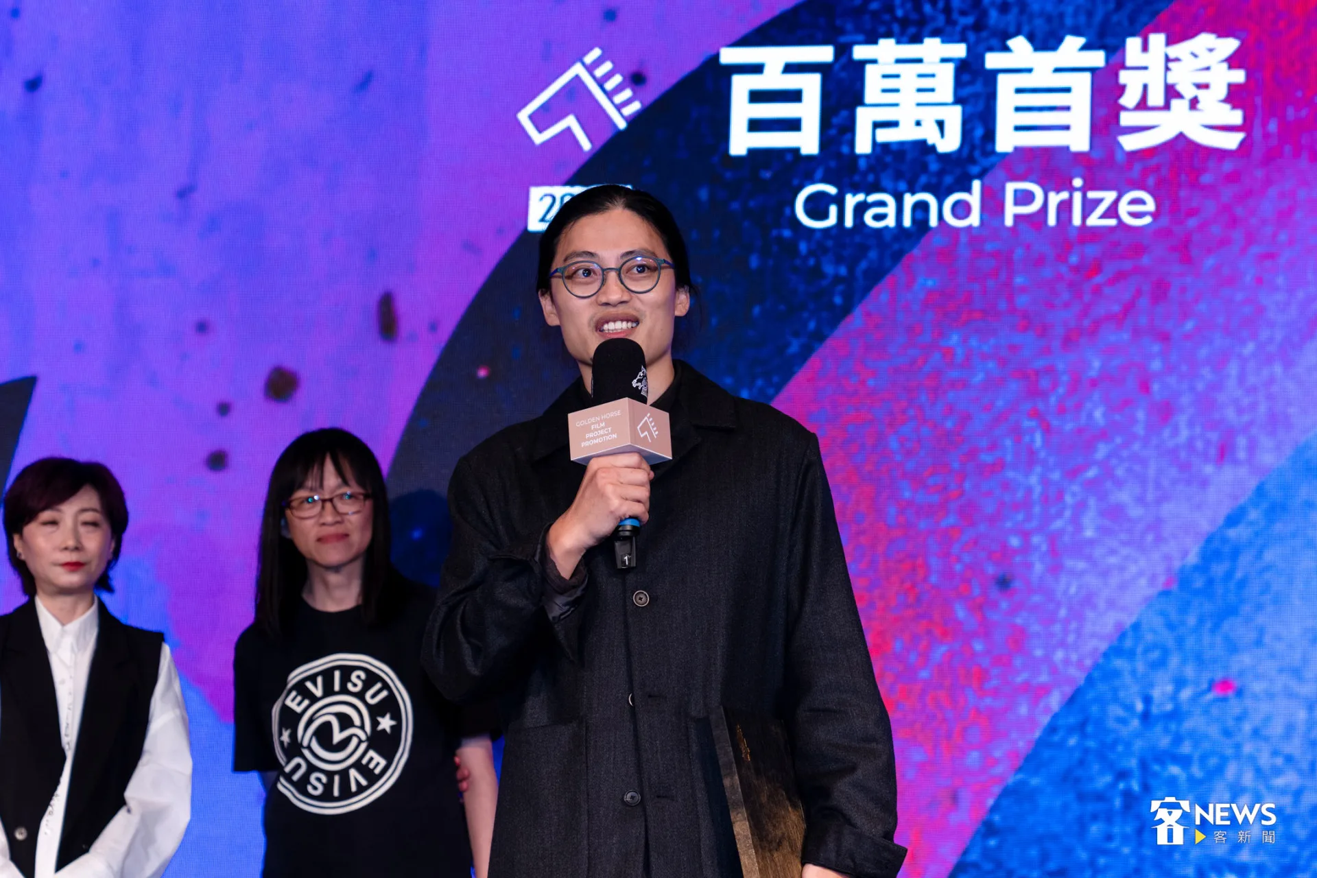 百萬首獎頒給了金馬獎最佳動畫短片得主陳嘉言《彌河上的荒野》。朱愷元攝