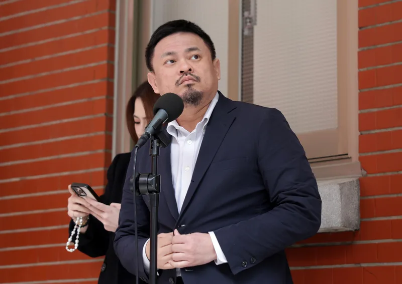 勞動部長洪申翰20日在立法院表示，勞動部將強化病假的法制保障，1年內勞工請病假沒有超過10天，雇主不得做不利對待。中央社