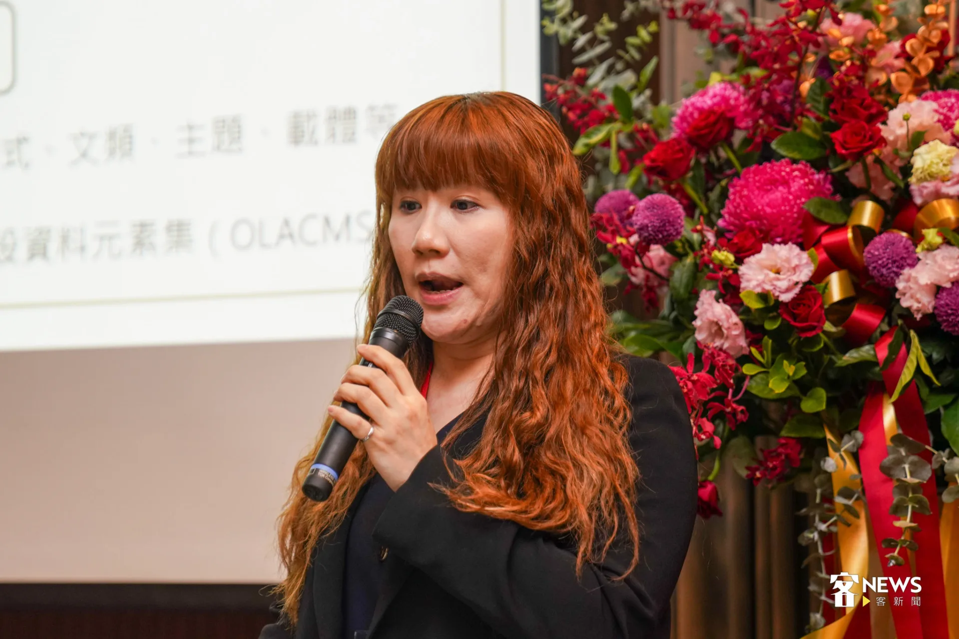 葉秋杏分享台灣首個國家級客語語料庫的建置歷程，以及未來在人工智慧及教育推廣上的可能性。蔡依璇攝