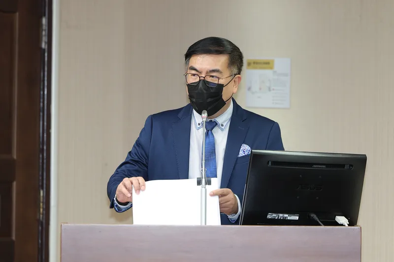 針對未來是否禁用廚餘養豬，環境部長彭啓明今天（24日）說，各縣市想法不一，行政院將邀跨部會討論，最快本周有結果。中央社