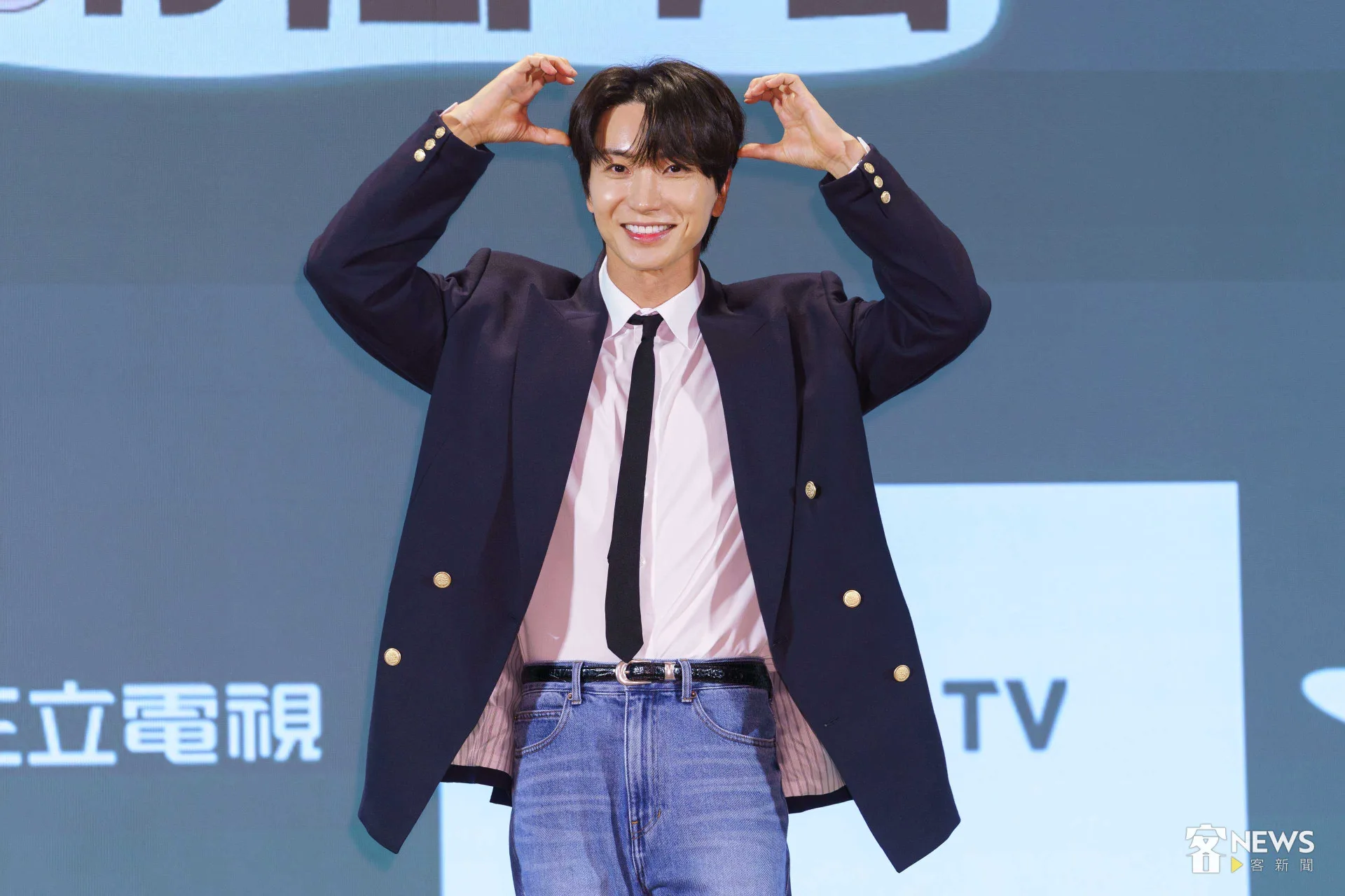 Super Junior隊長利特領軍《廚師的迫降:客家廚房2》即將在12月7日首播。李台源攝