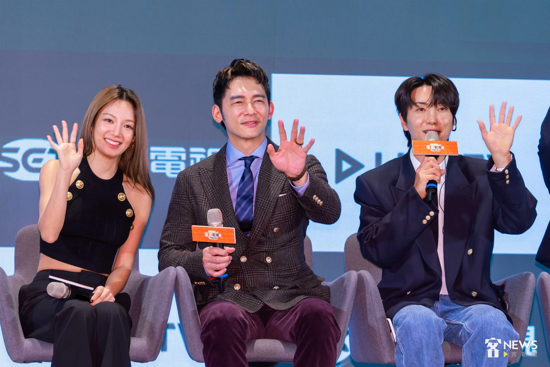 温昇豪(中)、利特(右)與孝淵(左)領軍的《廚師的迫降:客家廚房2》即將在12月7日首播。李台源攝