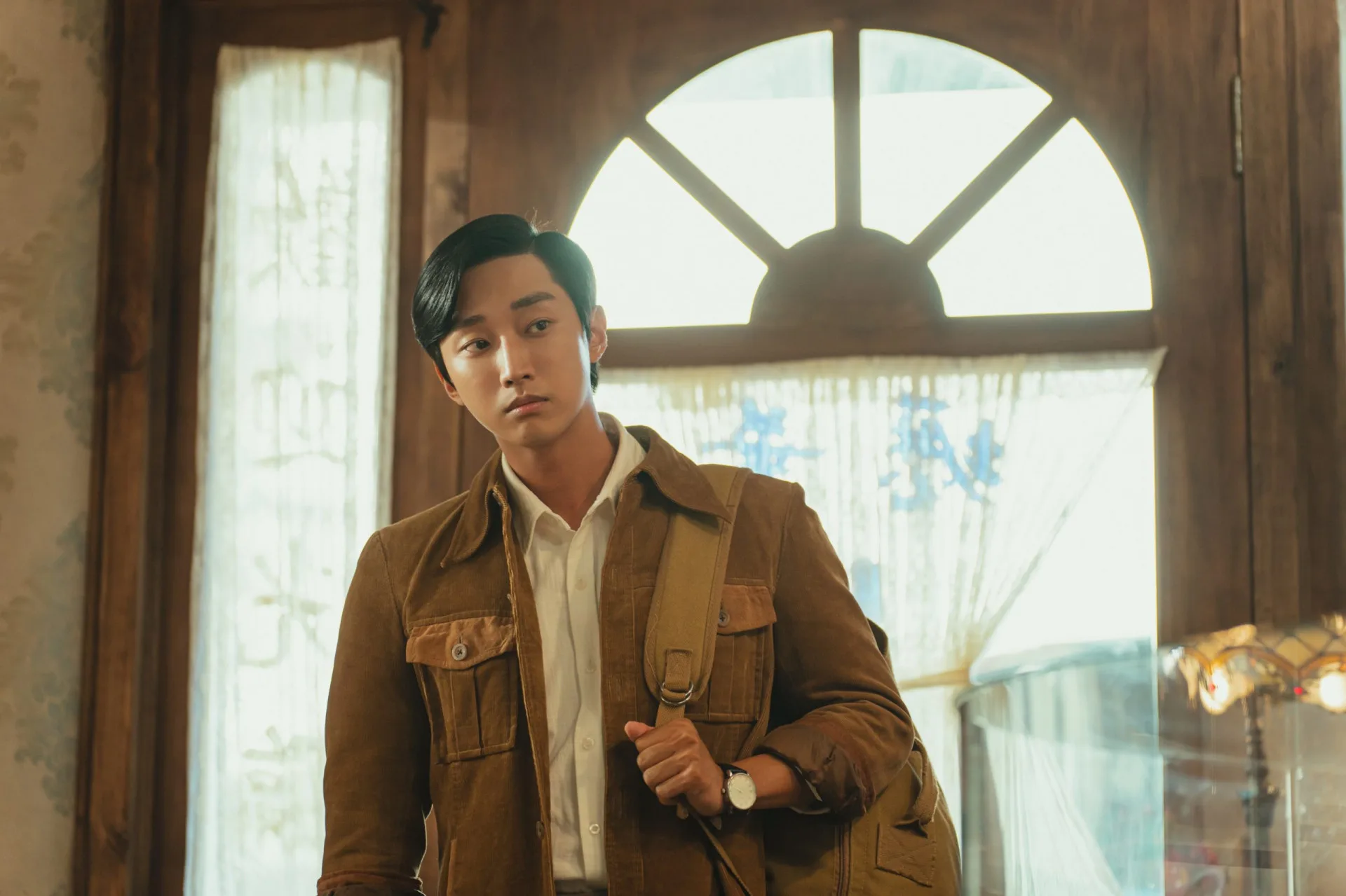 電影主題曲〈此刻永遠Timeless〉由男主角振永與9m88合唱，振永為此苦練中文。瀚草文創GrX STUDIO提供