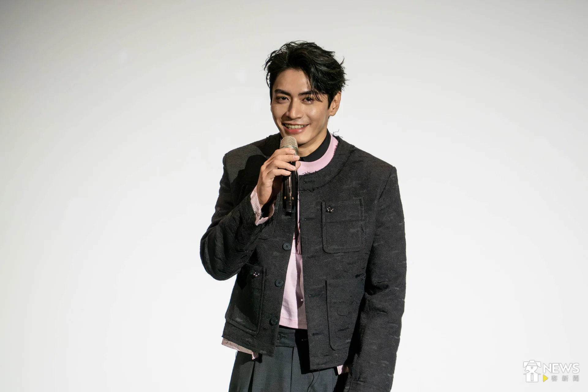 宋柏緯劇中飾演一位渴望自由、勇敢表達、熱愛音樂的青年。范修語攝