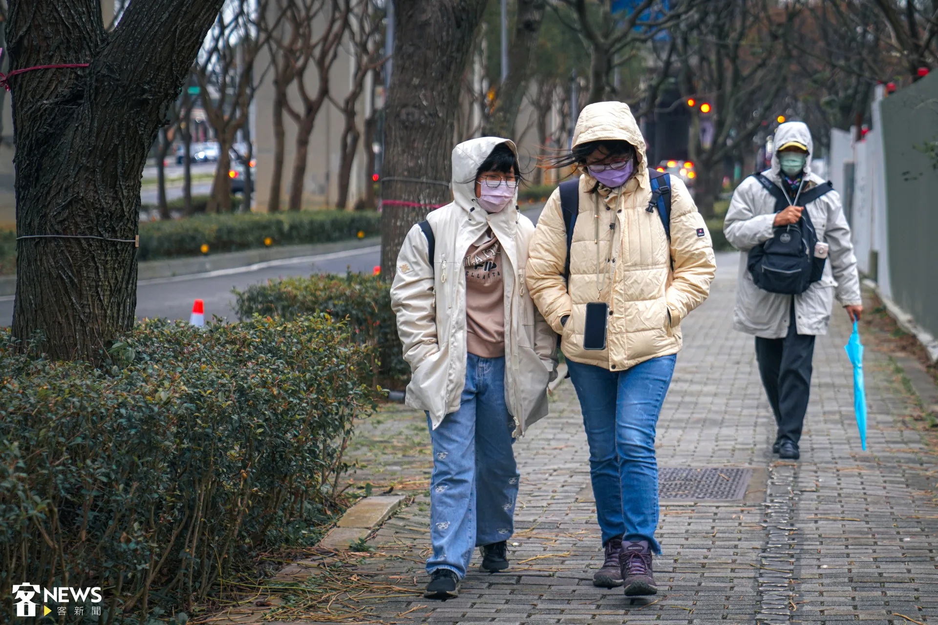 氣象專家吳德榮表示，明（2026）年元旦起，強冷空氣南下，2日至4日清晨將迎接入冬最強冷空氣，為首波「強烈大陸冷氣團」，平地低溫下探至7度。客新聞資料照