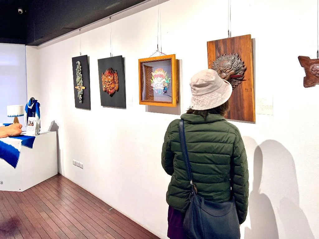 「土」象徵穩固與承載,映照臺灣土地孕育的美學能量與文化記憶,呈現深厚的在地底蘊,圖為為台南劍獅。工藝中心