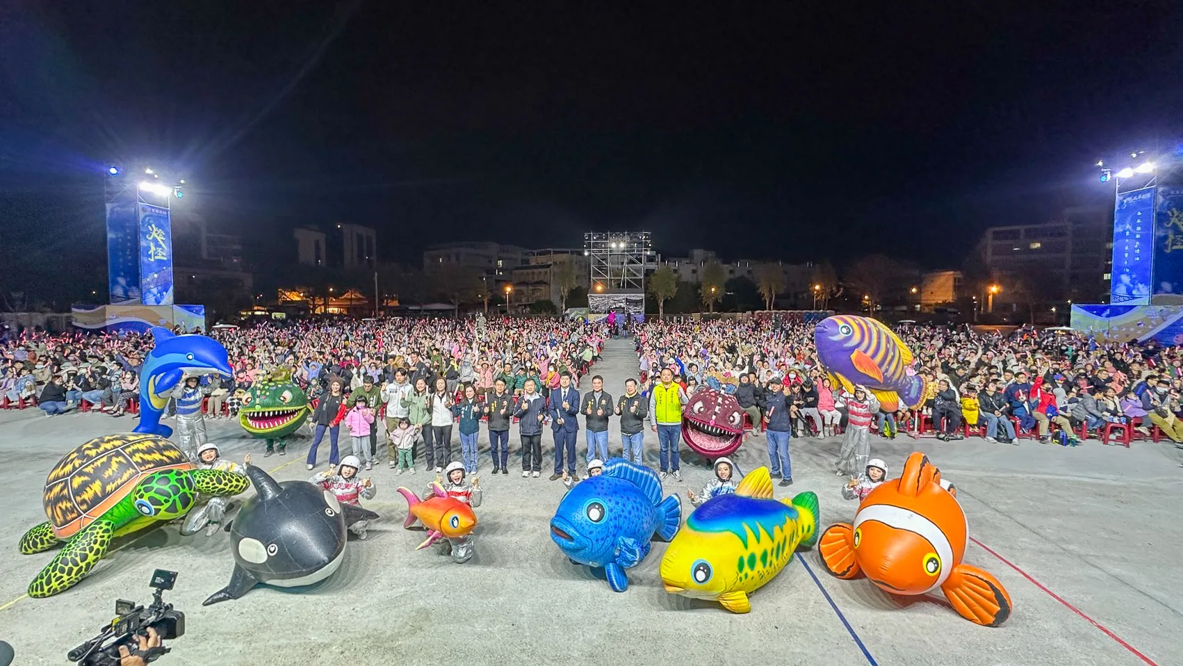 親子劇《燈怪》在苗栗吸引萬人到場觀看。客家委員會提供