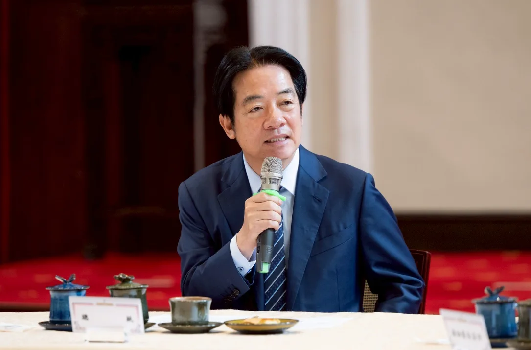 總統賴清德表示,針對立法院通過的各項法案,行政院、考試院及相關部會都應在合憲基礎下進行,確保憲政體制完整。總統府提供