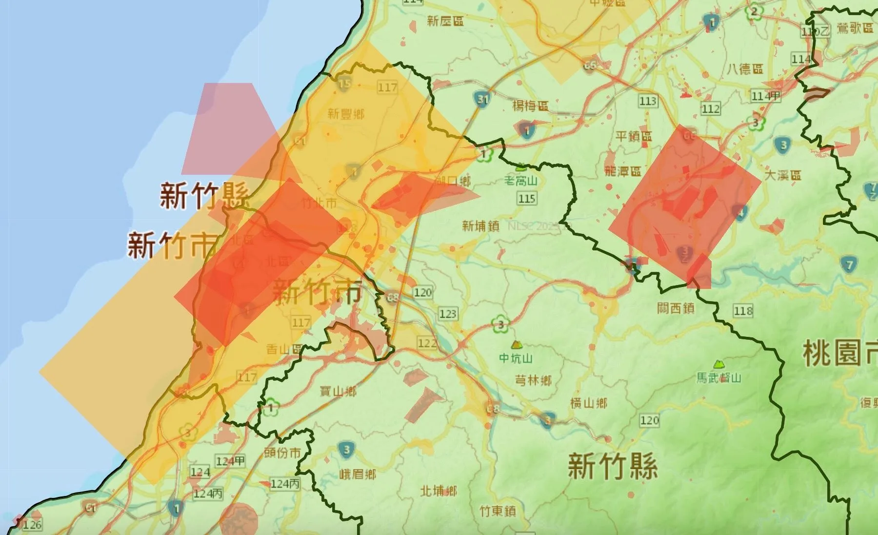 新竹縣限禁航區空域圖,紅色區塊為禁航區,黃色區塊為限航區(高度限制)。新竹縣政府提供
