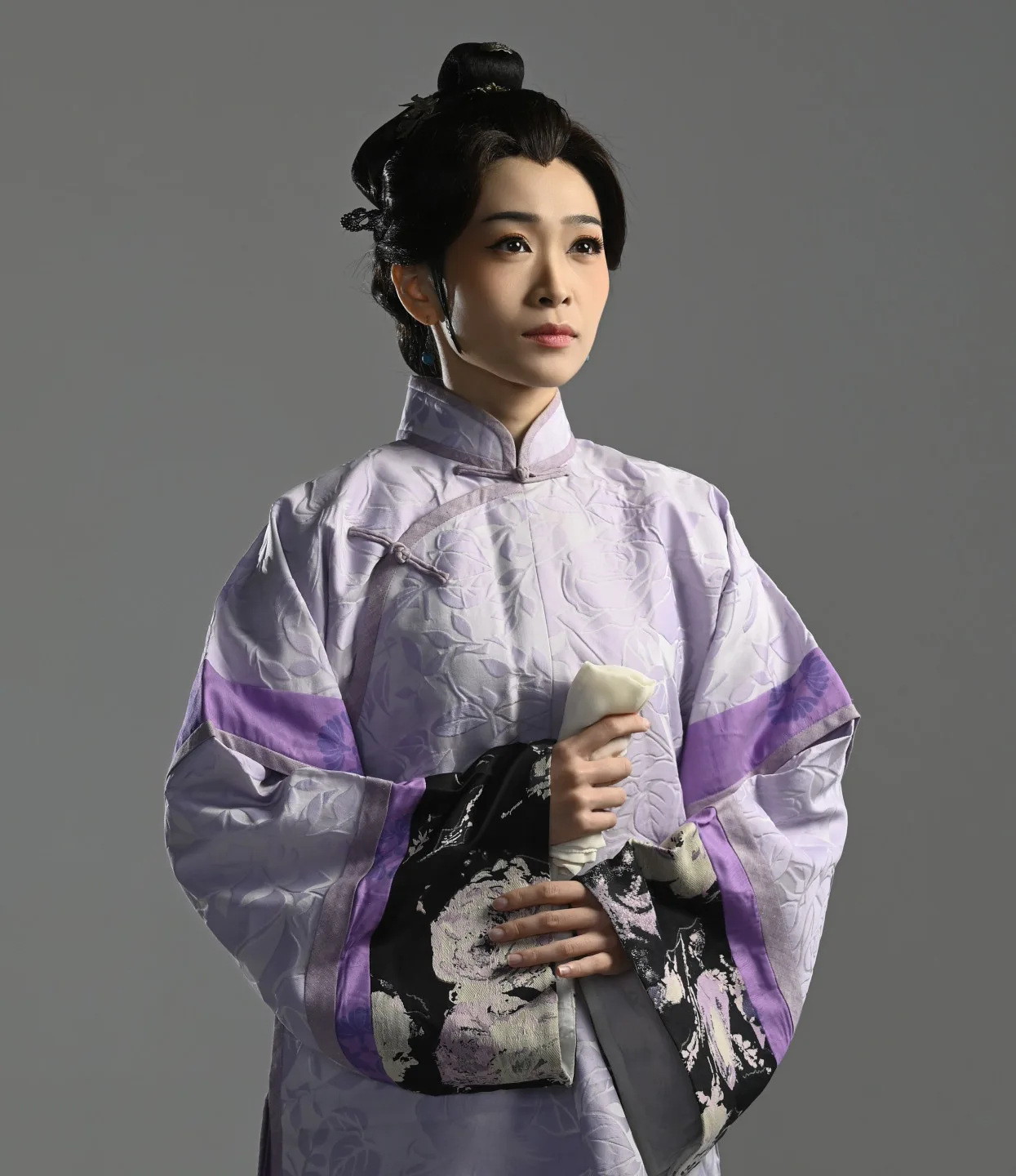 吳代真飾吳湯興妻子黃賢妹。榮興客家採茶劇團提供