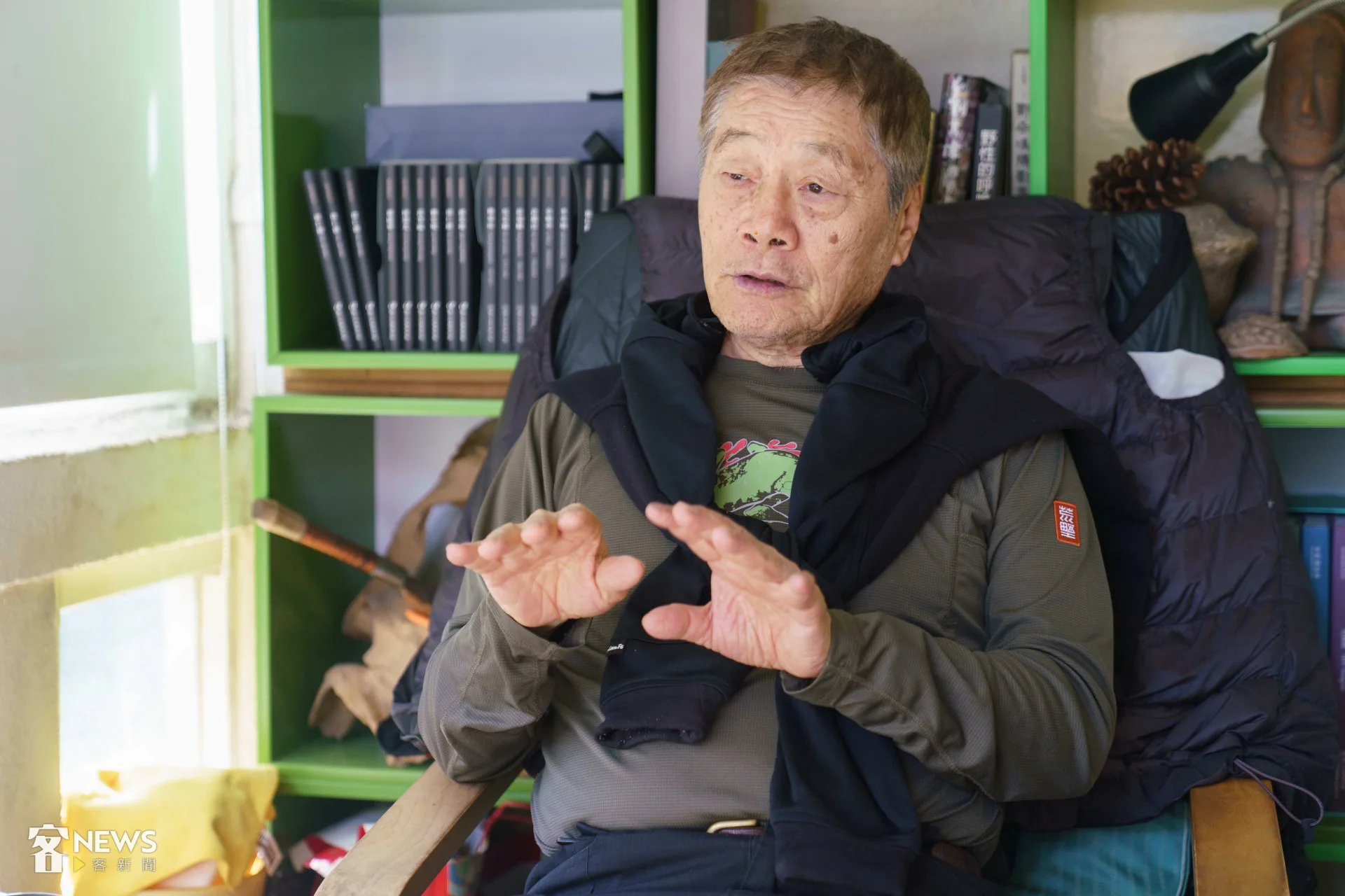 獲得客家貢獻獎「特別貢獻獎」的探險家、生態作家、攝影家徐仁修。李台源攝