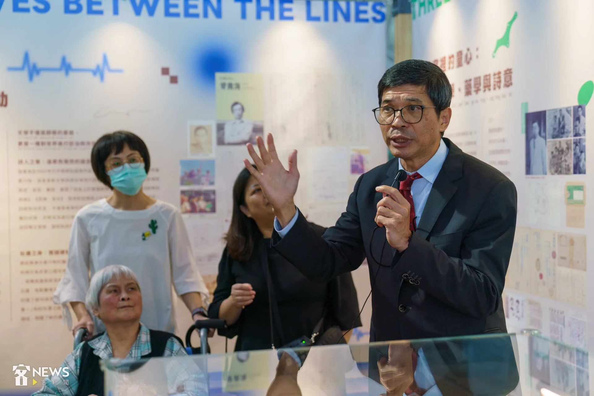 何金樑說，黃娟捐贈的文物，不僅加添客家文化資產內涵，也促成更多專業學者攜手合作。李台源攝