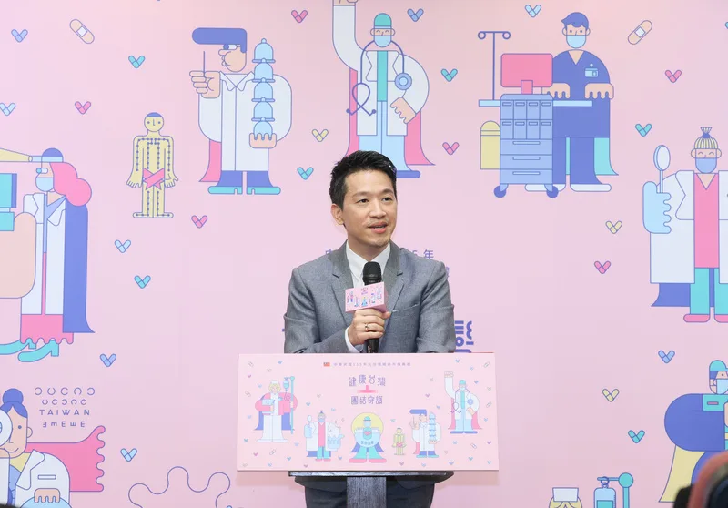總統府副秘書長何志偉（圖）表示，新年元旦系列活動，以「健康台灣，團結守護」為主題，展現醫事夥伴與全體國民團結守護健康台灣的豐沛能量。中央社