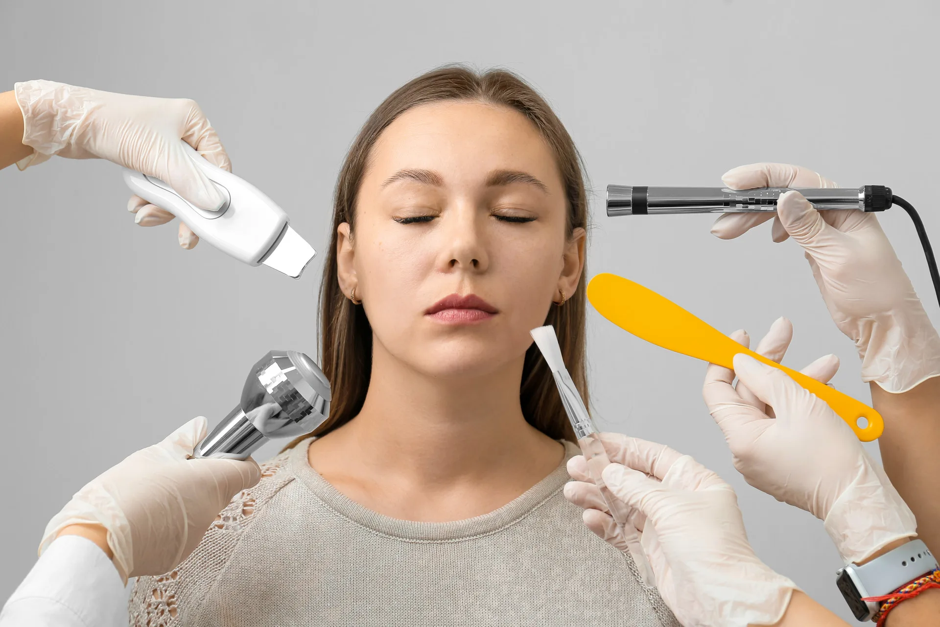 衛福部拍板「醫美新制」最後版本，除了確定消滅「直美」，也決定「急診、家醫」2科別不可執行美容醫學手術大外科範圍。資料圖源。取自envato