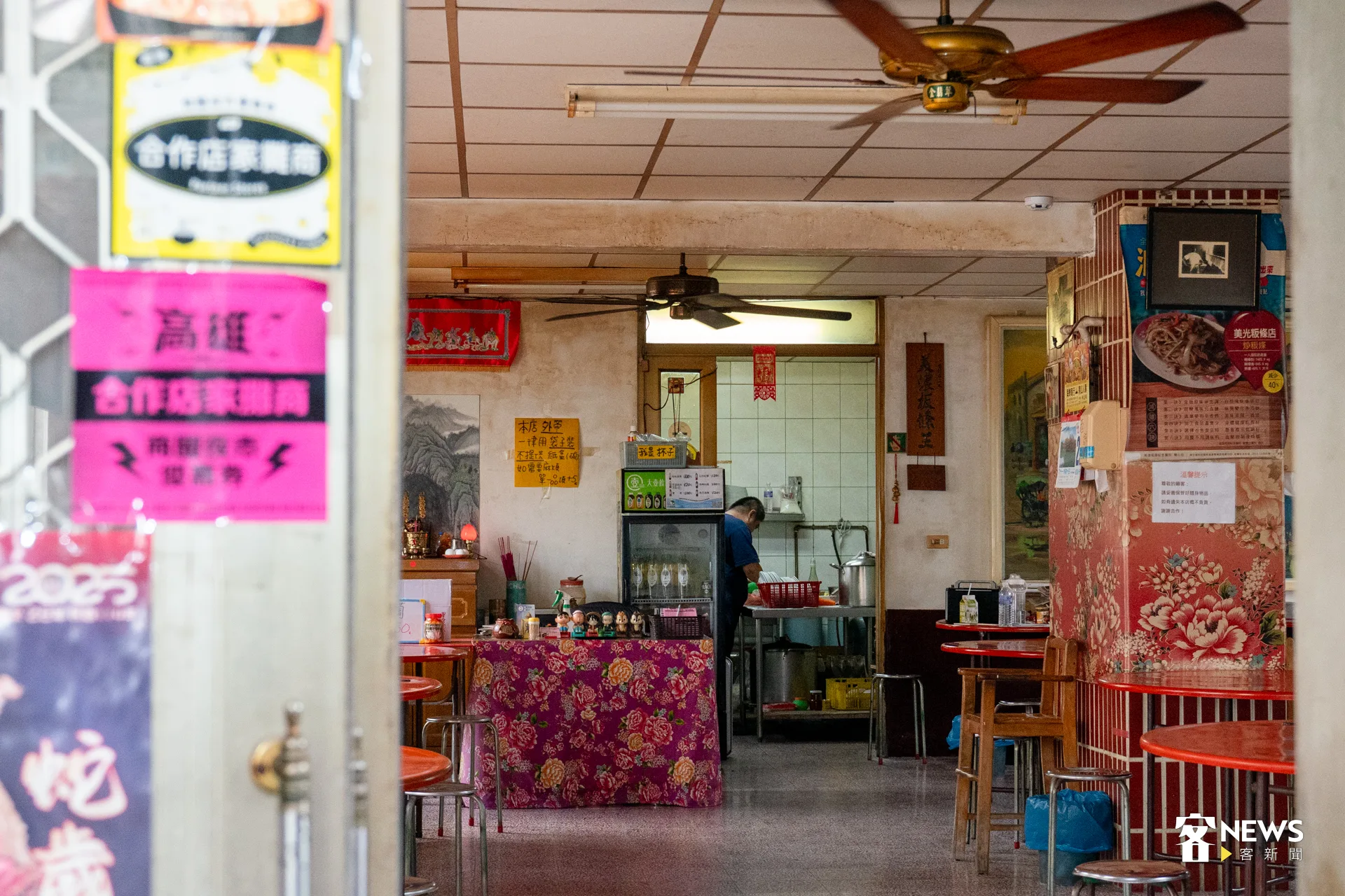 創立於1945年的美光粄條共有 13 大桌，寬敞舒適且附設停車場。洪藝晅攝