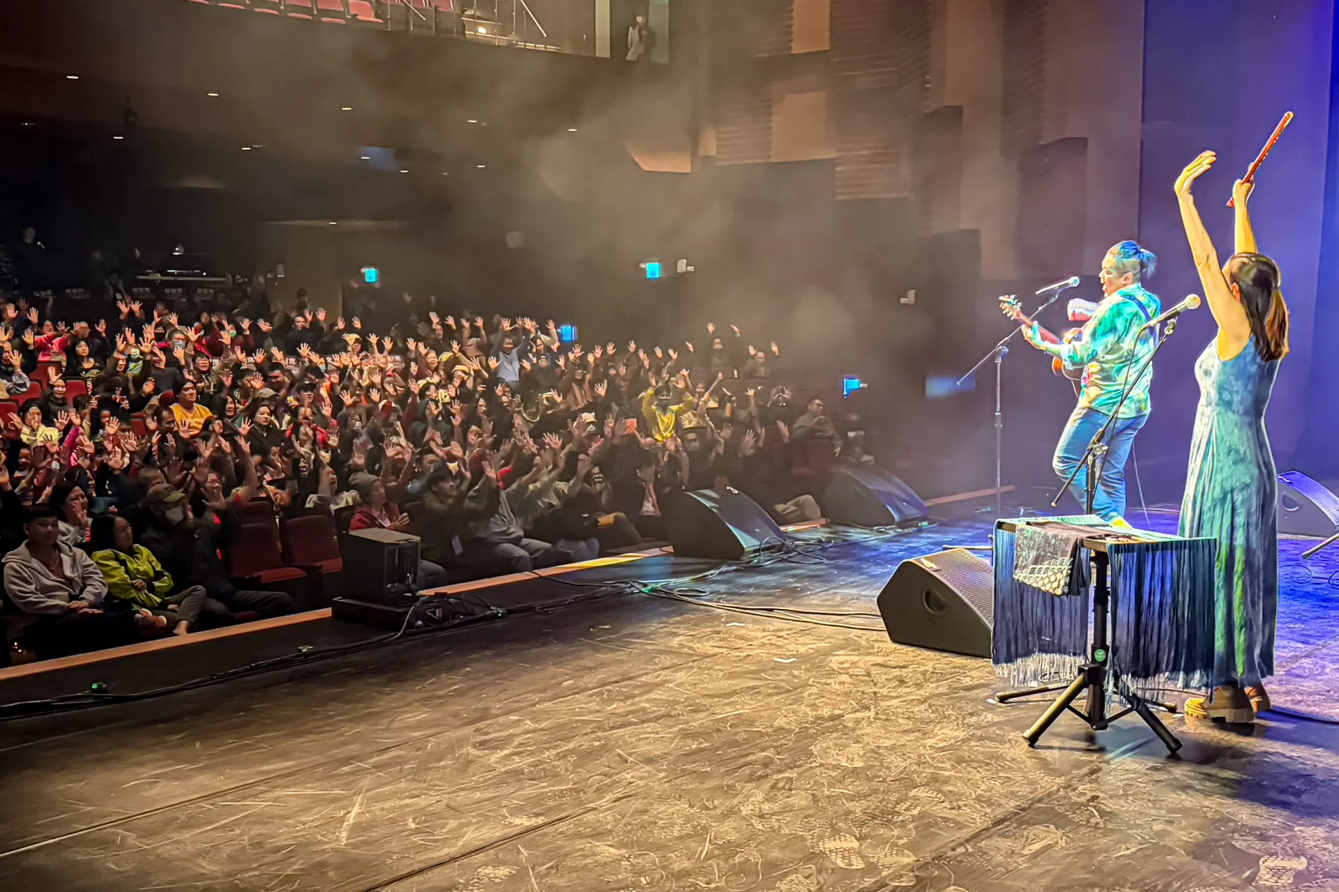 「民謠未來式」音樂會滿場觀眾回響熱烈。劉阿昌與打幫你樂團提供