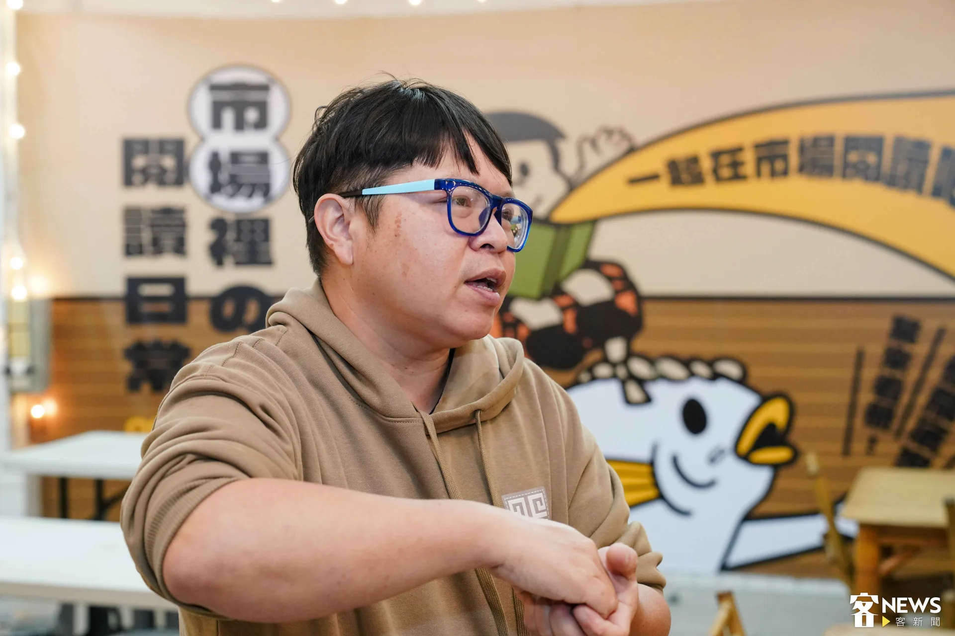 董于安細數村落印象團隊進駐後,水里市場的改變。朱愷元攝