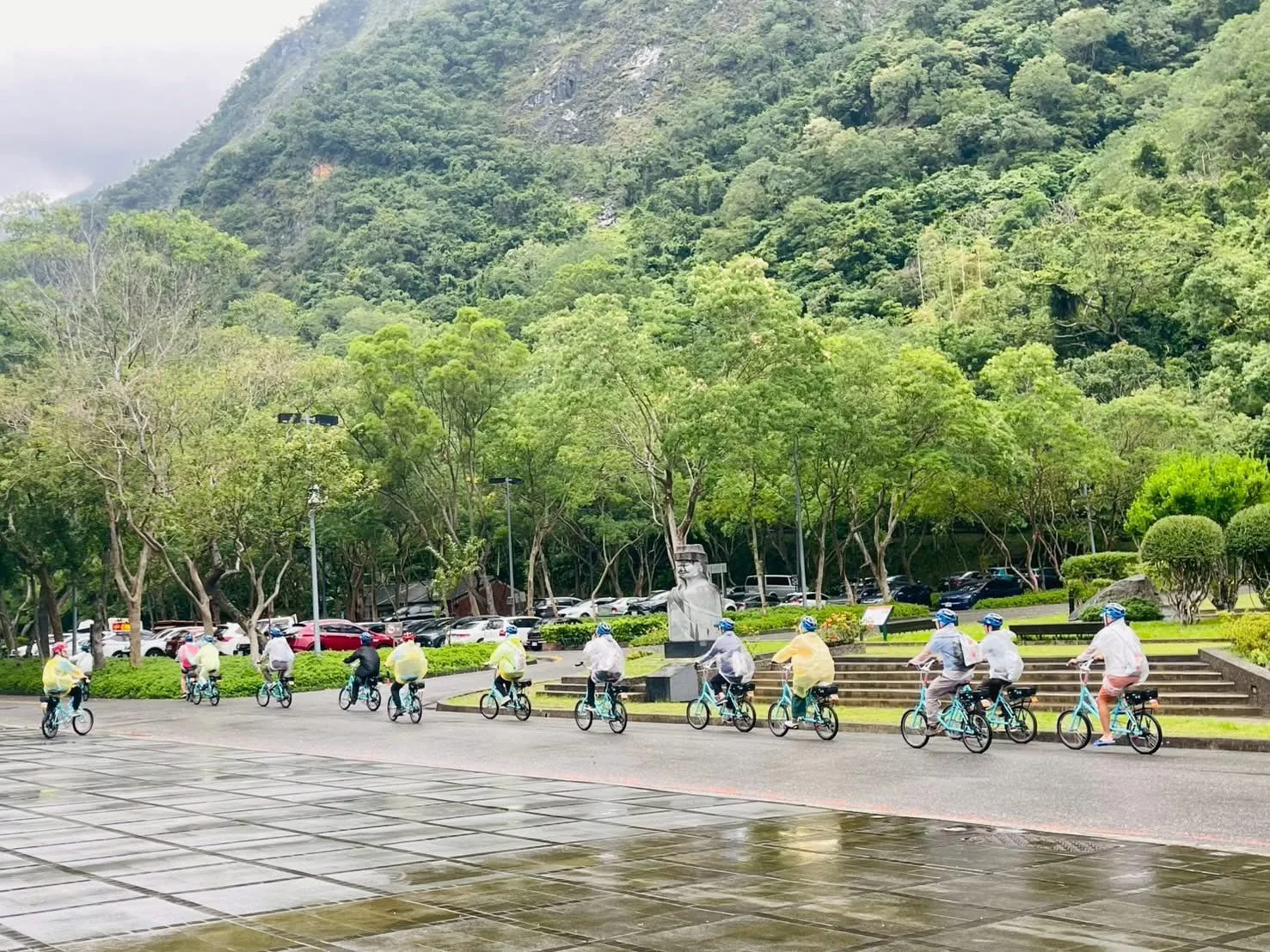 太魯閣國家公園管理處低碳電動輔助自行車試行活動。太管處提供